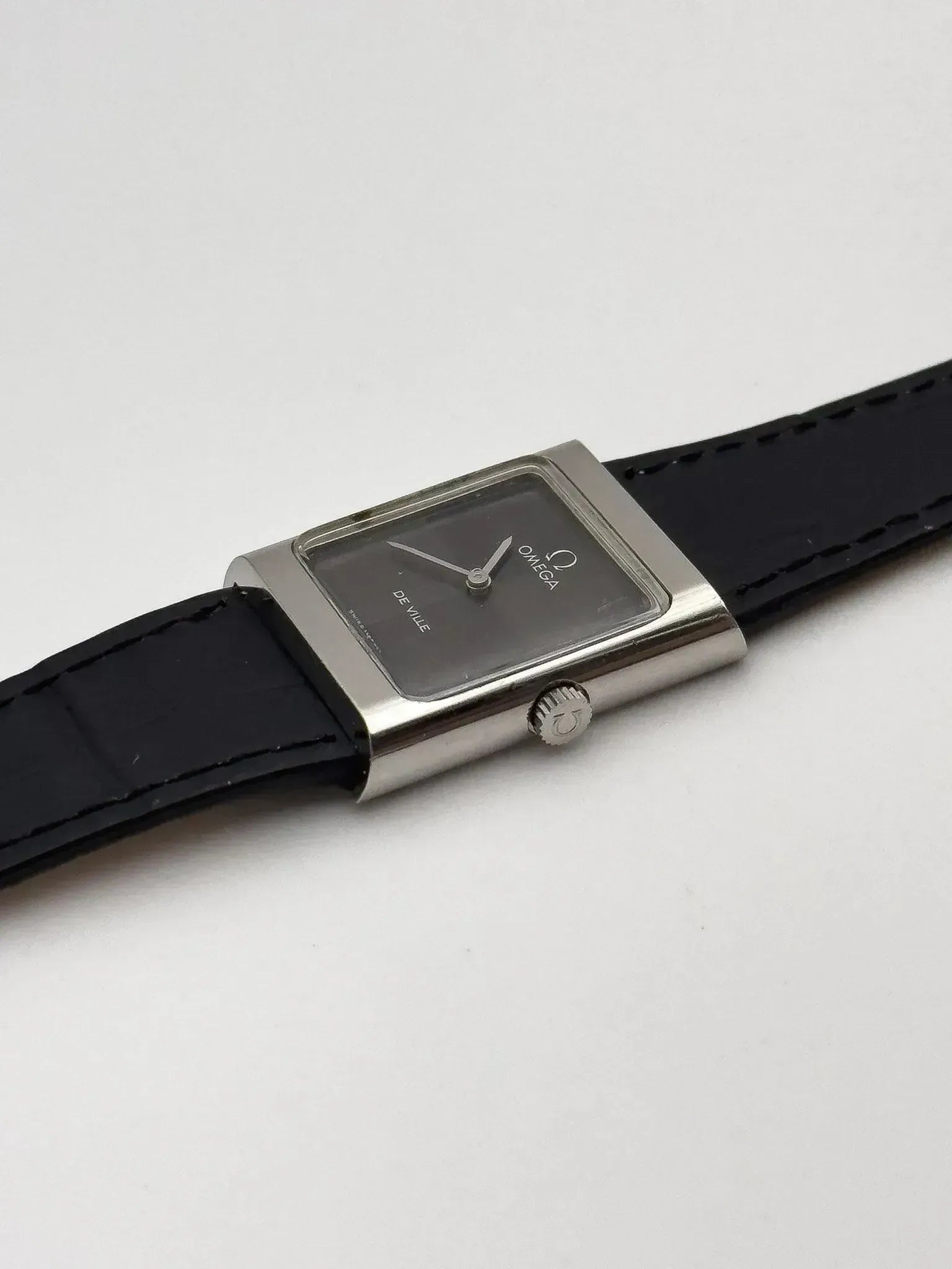 Omega - De Ville quadrillé Noir & Gris - 1973 - Atelier Victor