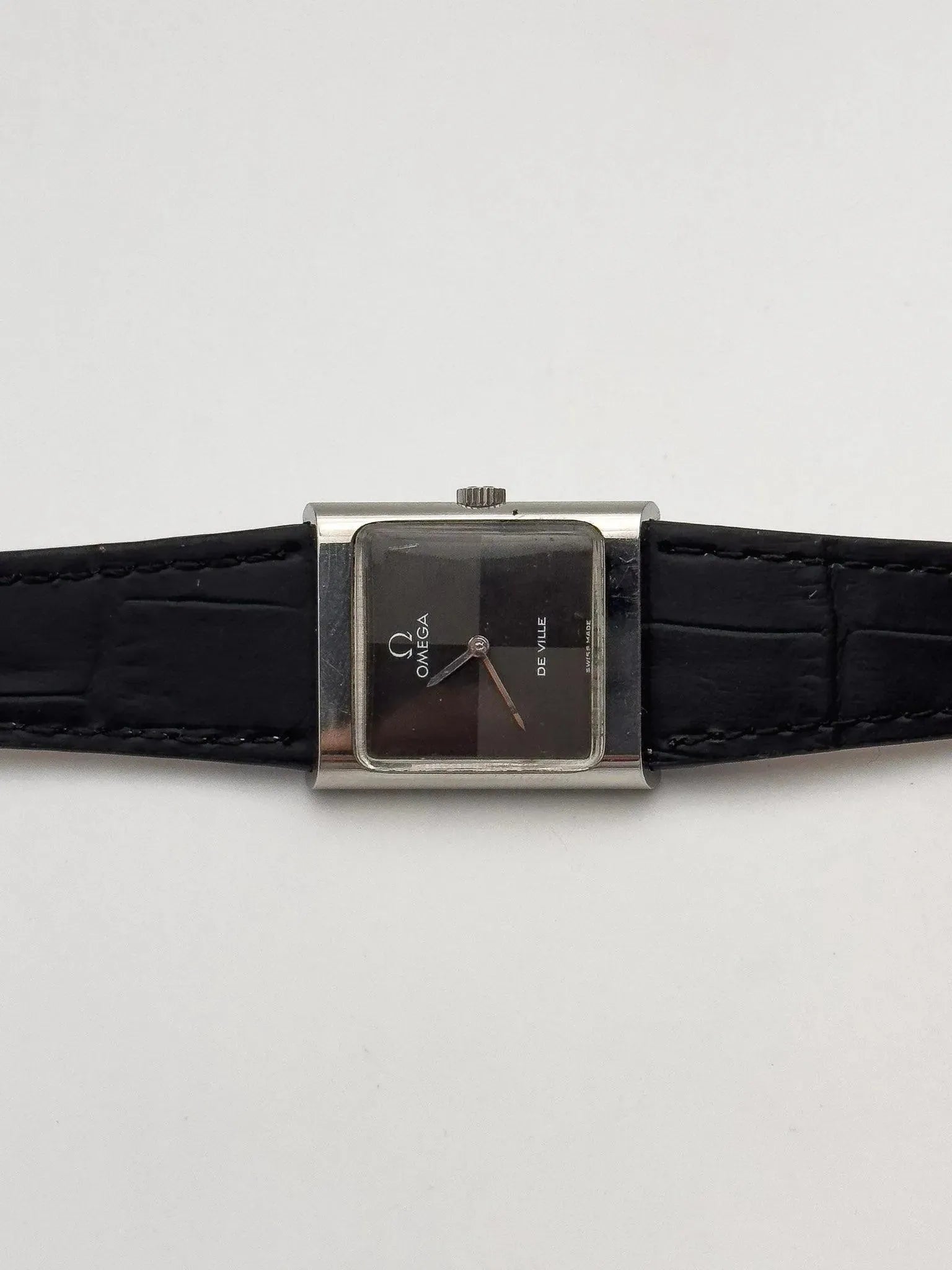 Omega - De Ville quadrillé Noir & Gris - 1973 - Atelier Victor - Vintage Shop