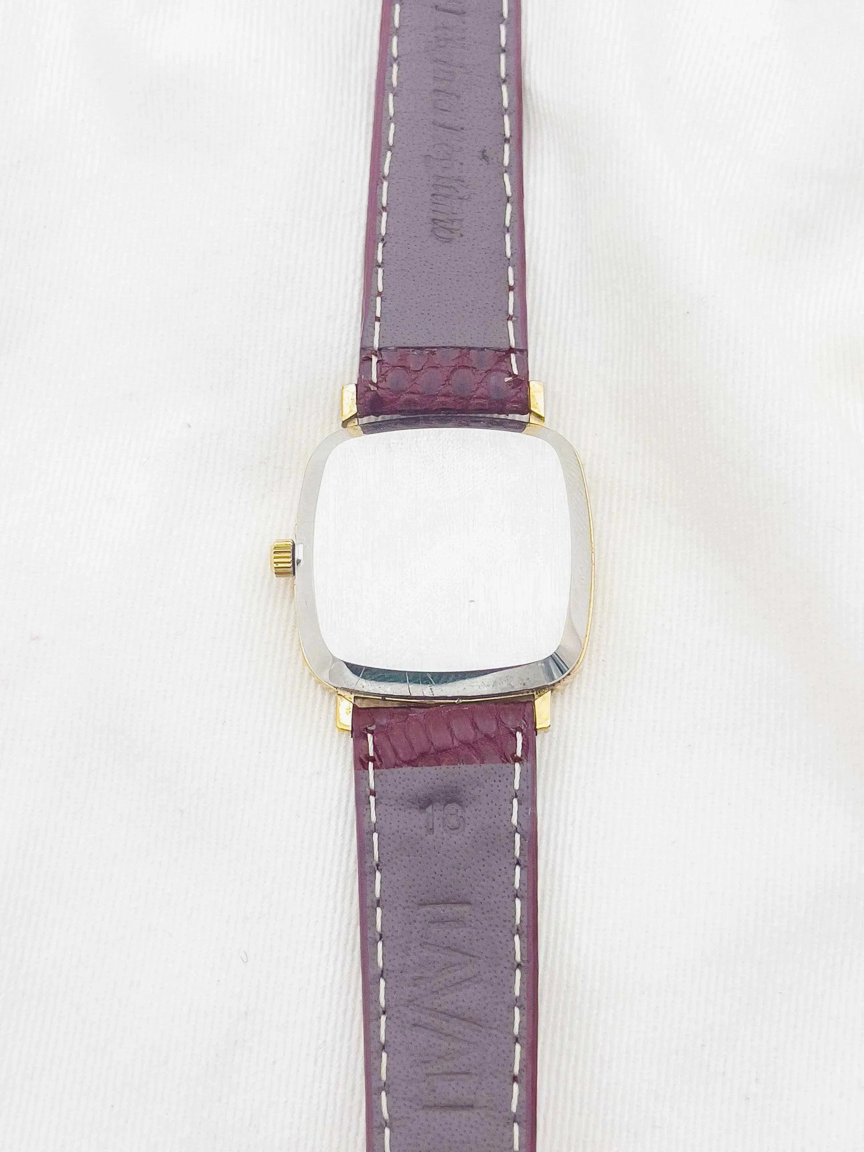Omega - De Ville Quartz Plaqué or Carré - 1978 - Atelier Victor - Vintage Shop