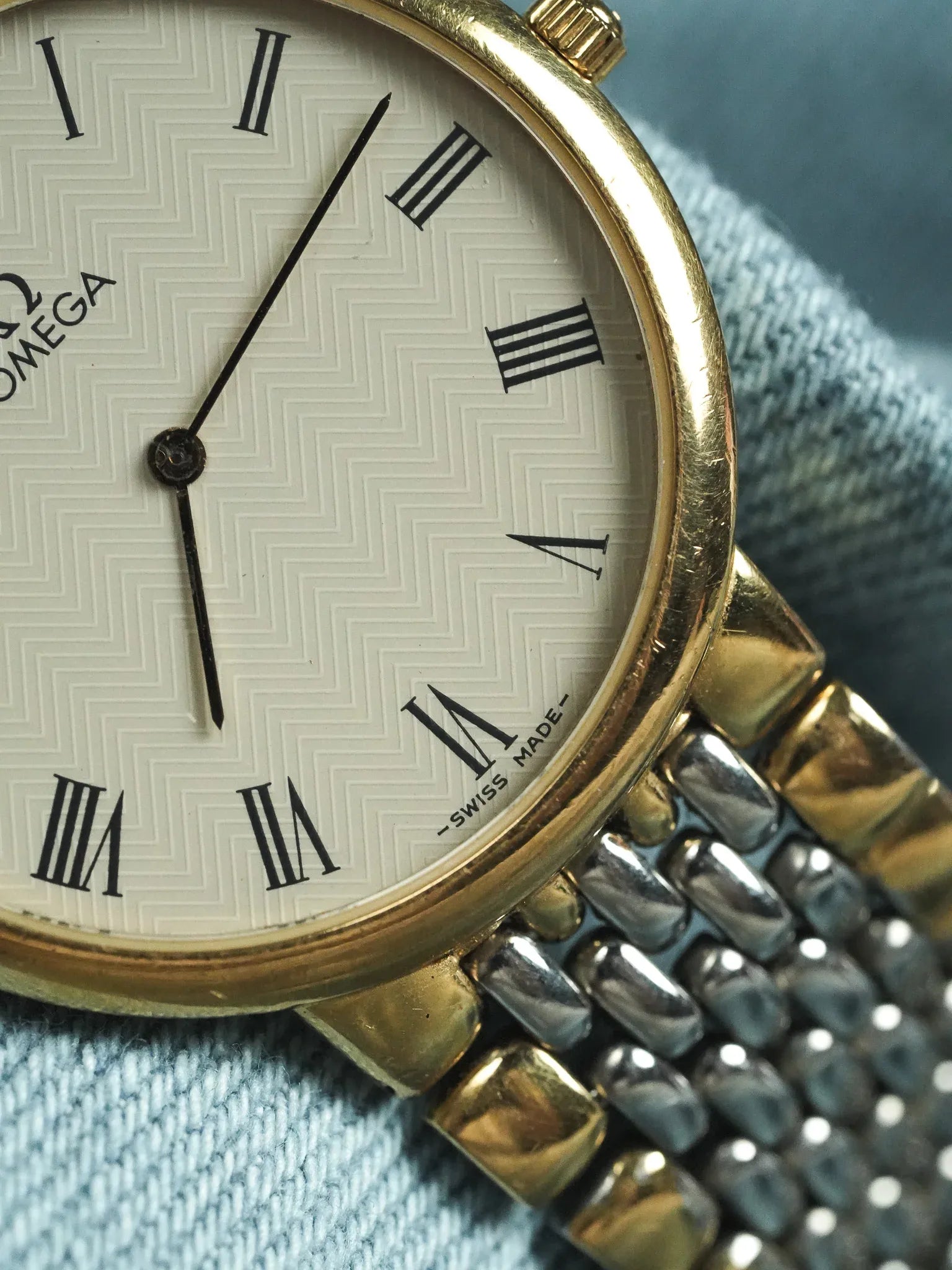 Omega - De Ville Ronde Maille Acier Or EXTRA PLATE - 1986 - Atelier Victor