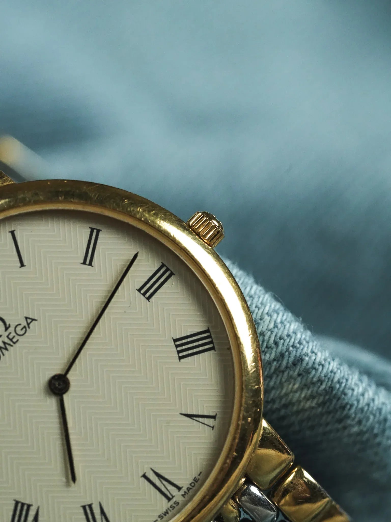 Omega - De Ville Ronde Maille Acier Or EXTRA PLATE - 1986 - Atelier Victor