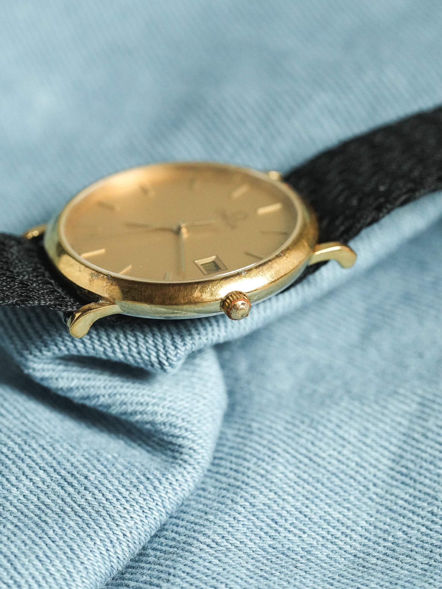 Omega - De Ville Ronde or date quartz 1430 - 1989 - Atelier Victor - Vintage Shop