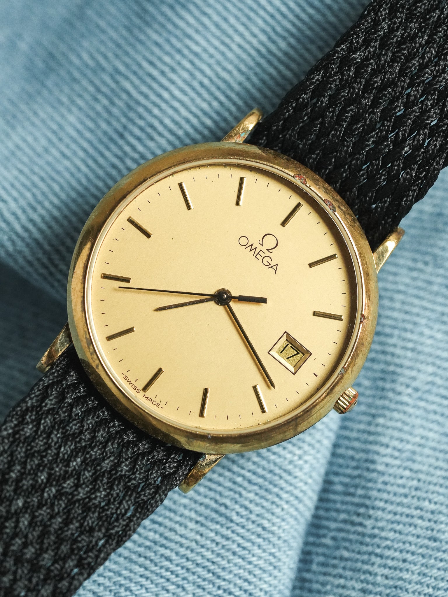 Omega - De Ville Ronde or date quartz 1430 - 1989 - Atelier Victor - Vintage Shop