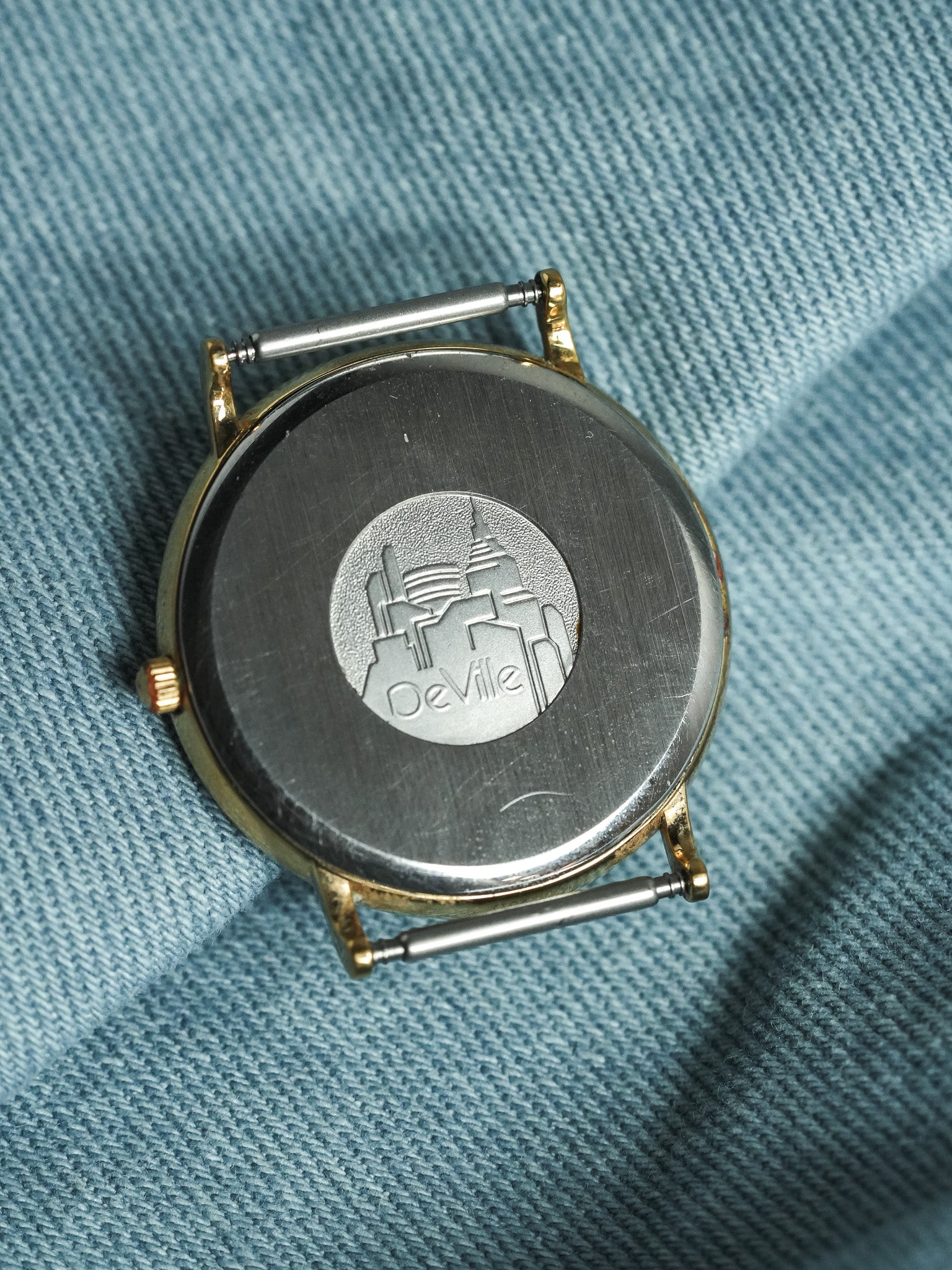 Omega - De Ville Ronde or date quartz 1430 - 1989 - Atelier Victor - Vintage Shop