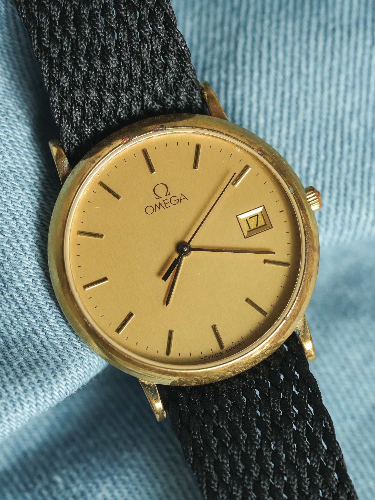 Omega - De Ville Ronde or date quartz 1430 - 1989 - Atelier Victor - Vintage Shop