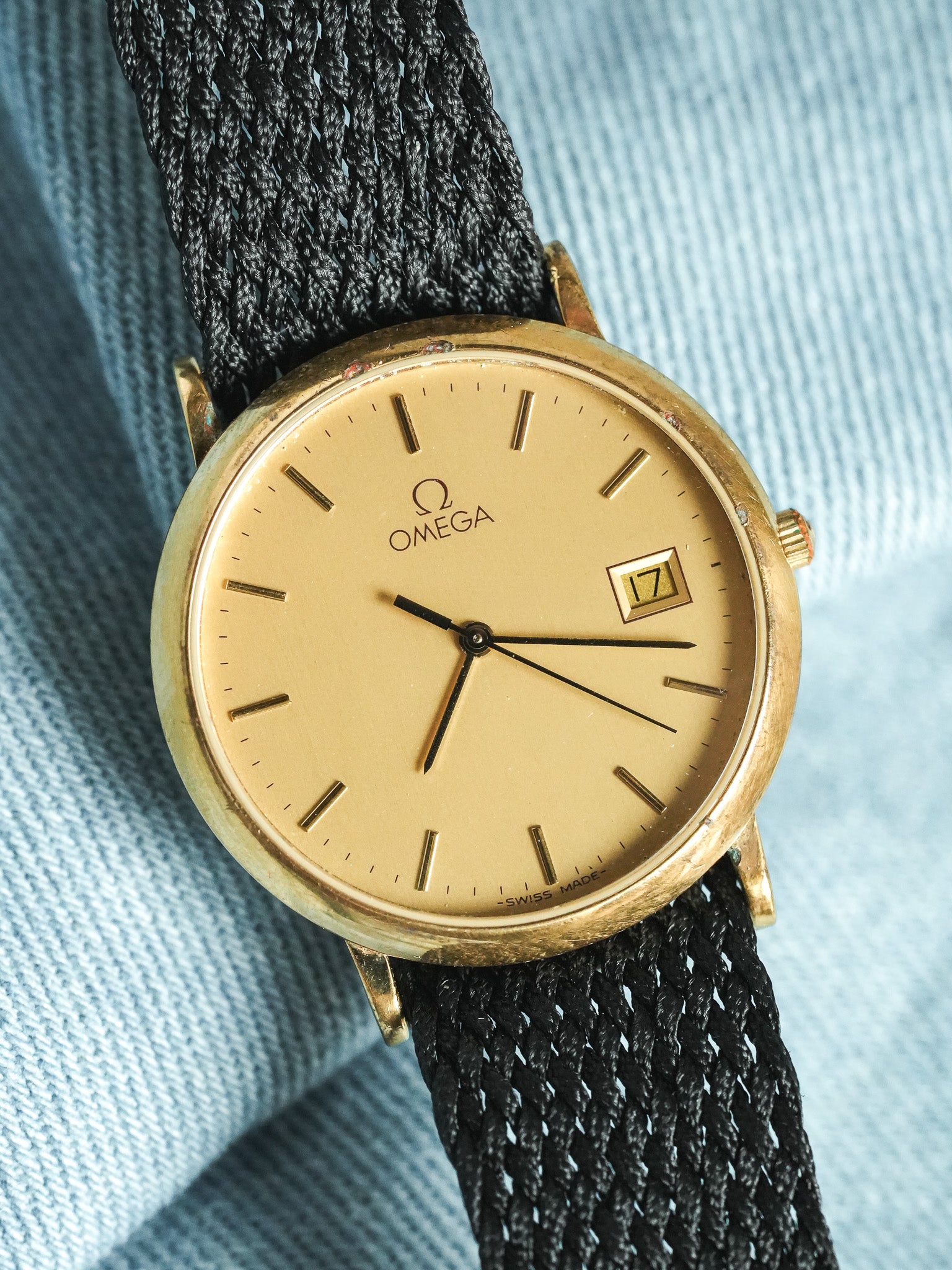 Omega - De Ville Ronde or date quartz 1430 - 1989 - Atelier Victor - Vintage Shop