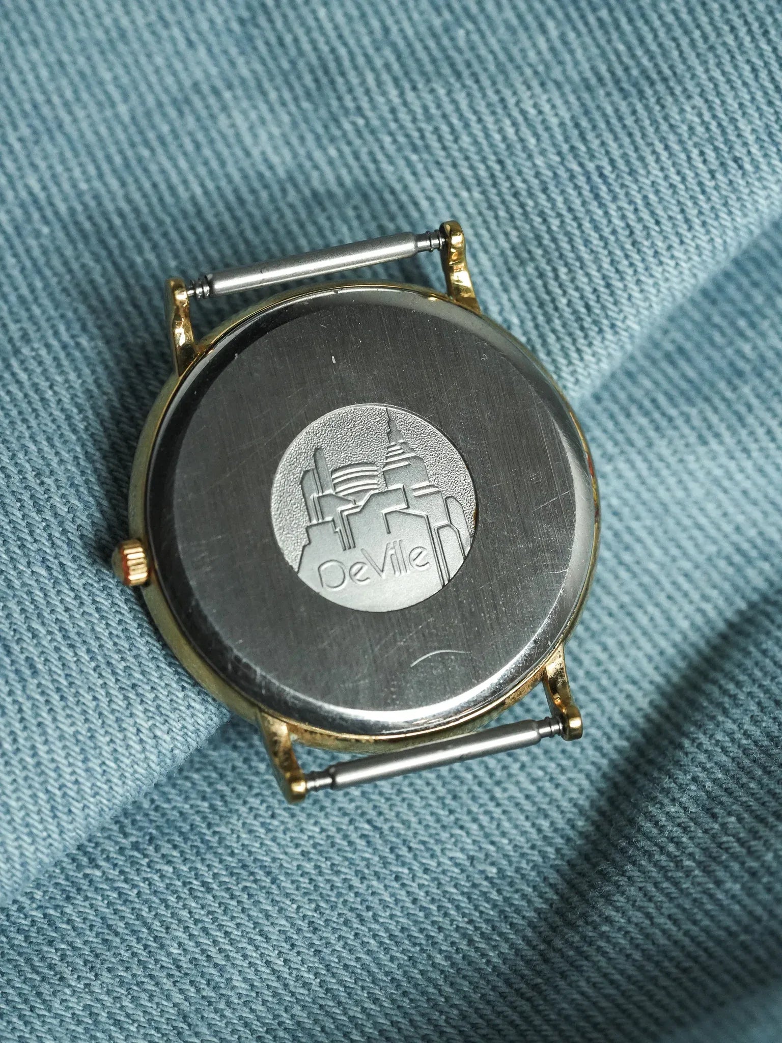Omega - De Ville Ronde or date quartz 1430 - 1989 - Atelier Victor - Vintage Shop