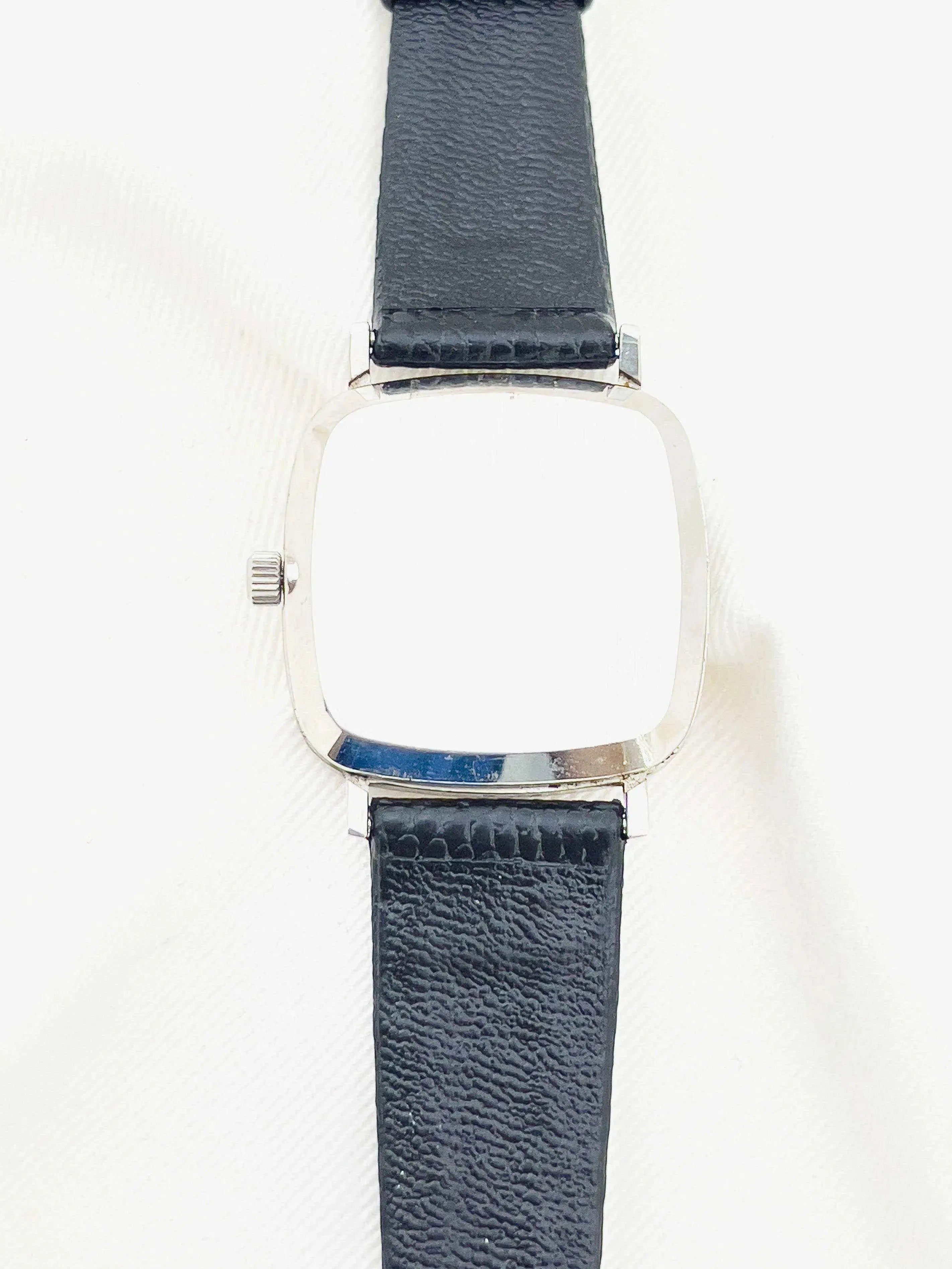 Omega - De Ville Silver Dial - 1978 - Atelier Victor Paris - Vintage Watch Shop Dubai