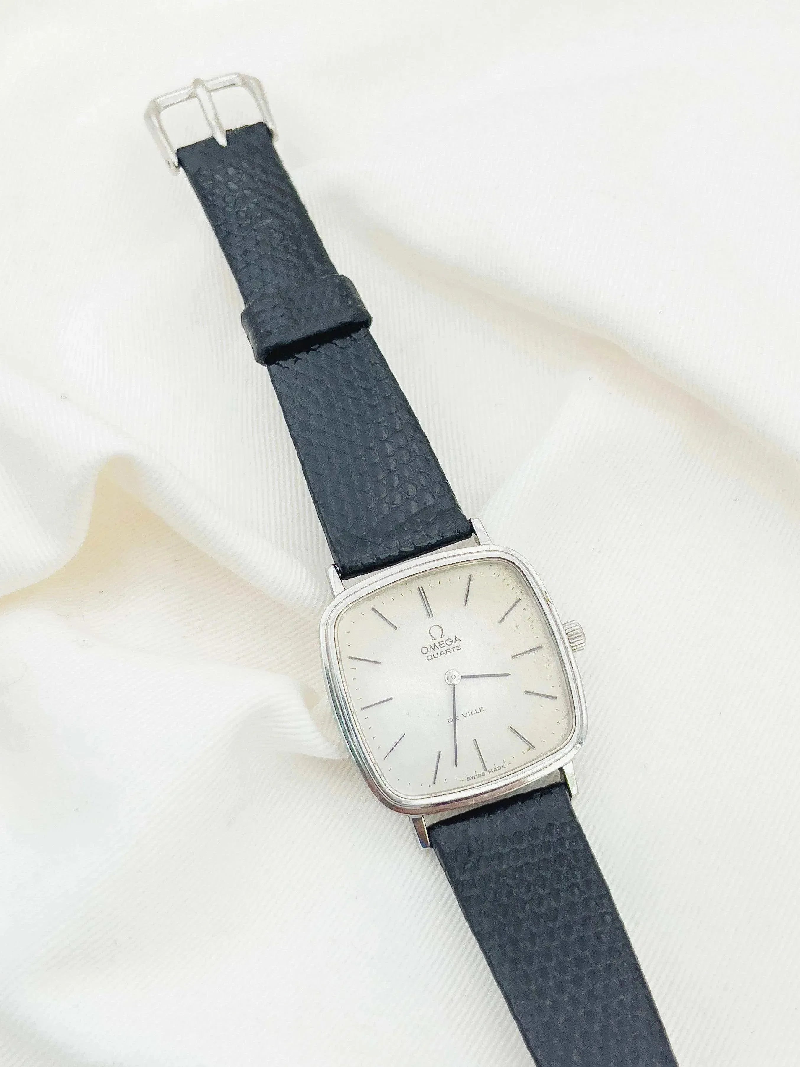 Omega - De Ville Silver Dial - 1978 - Atelier Victor - Vintage Shop