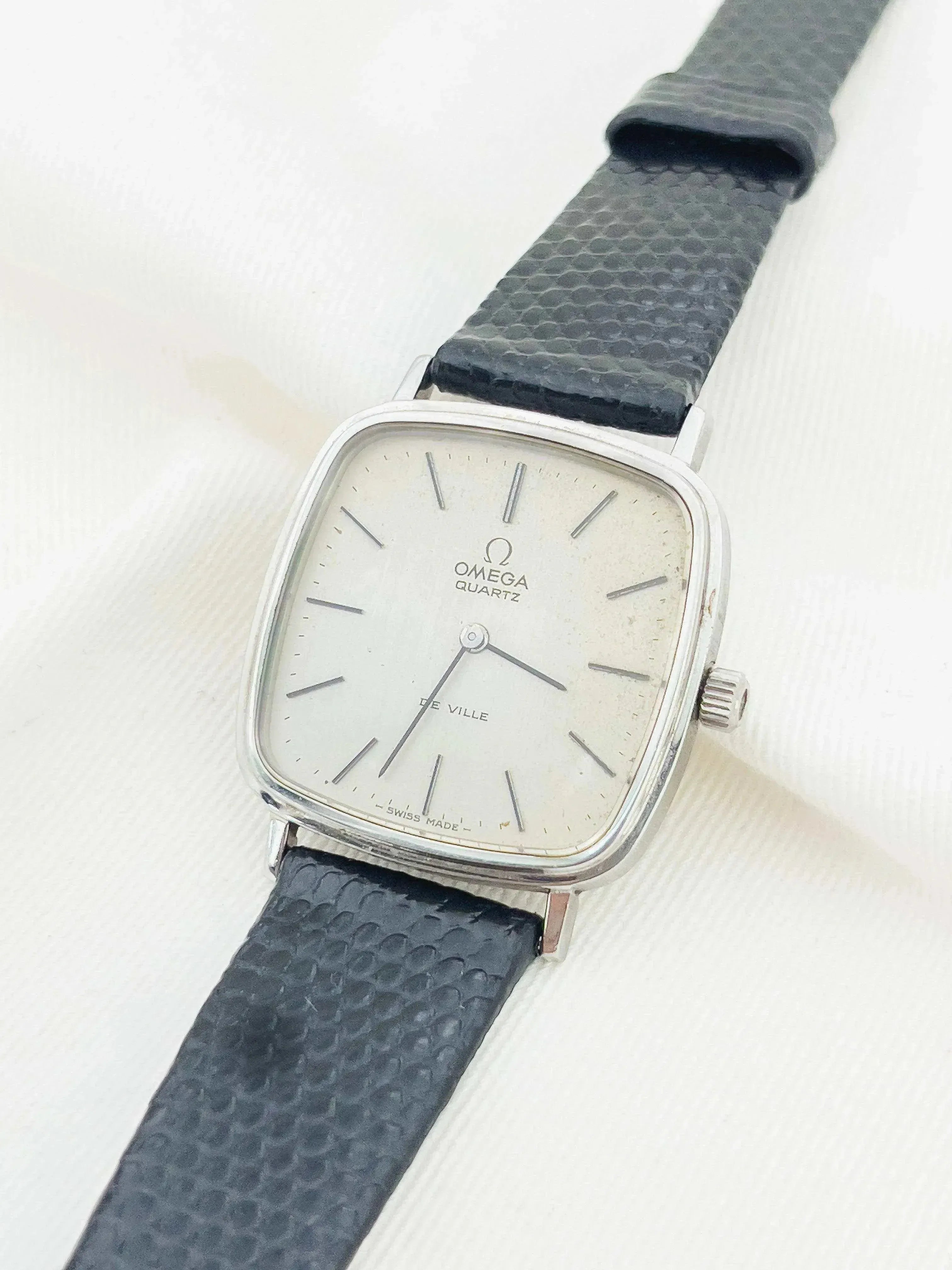 Omega - De Ville Silver Dial - 1978 - Atelier Victor - Vintage Shop
