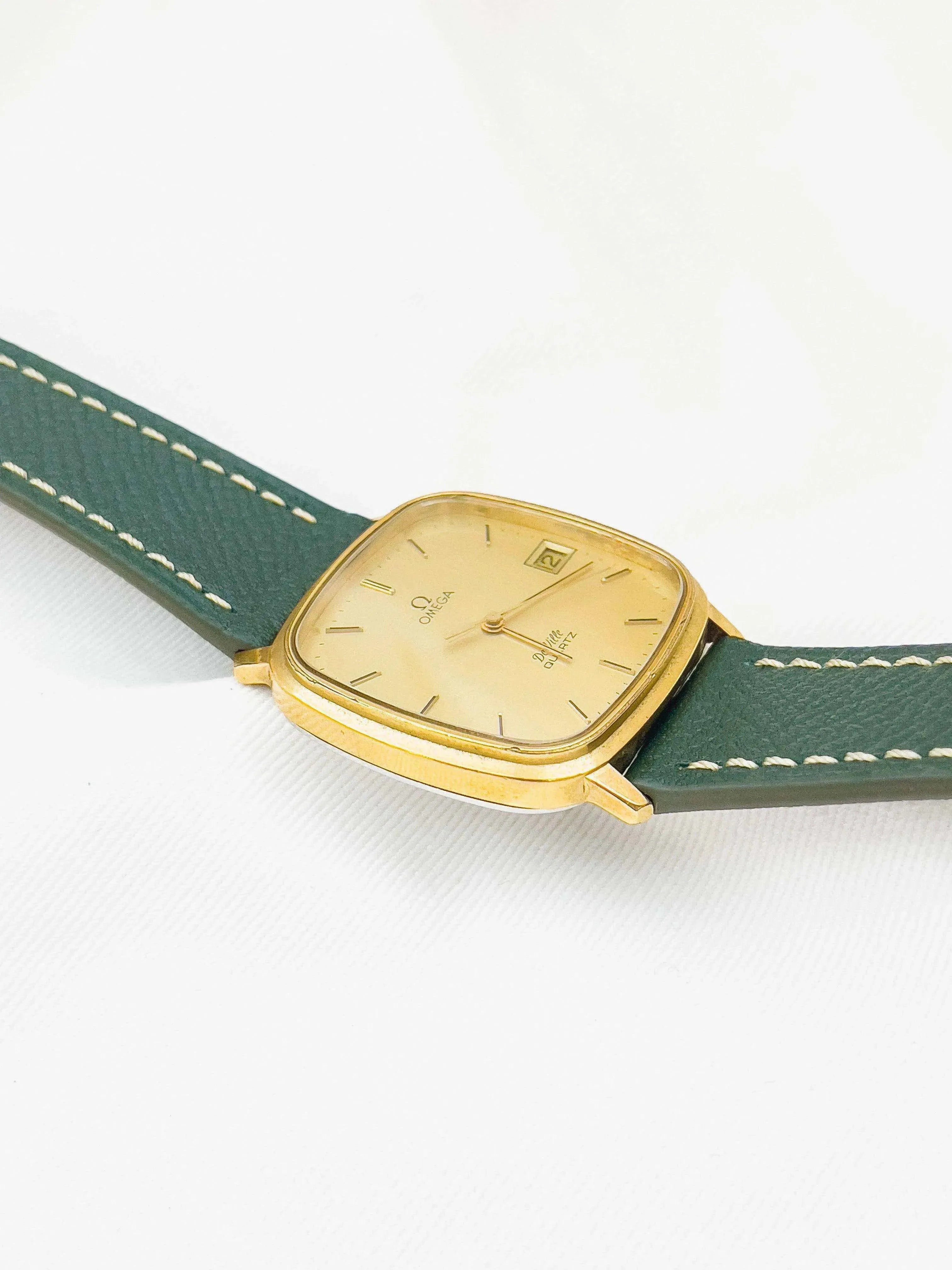 Omega - De Ville Tapissée Tonneau plaqué or - 1980 - Atelier Victor