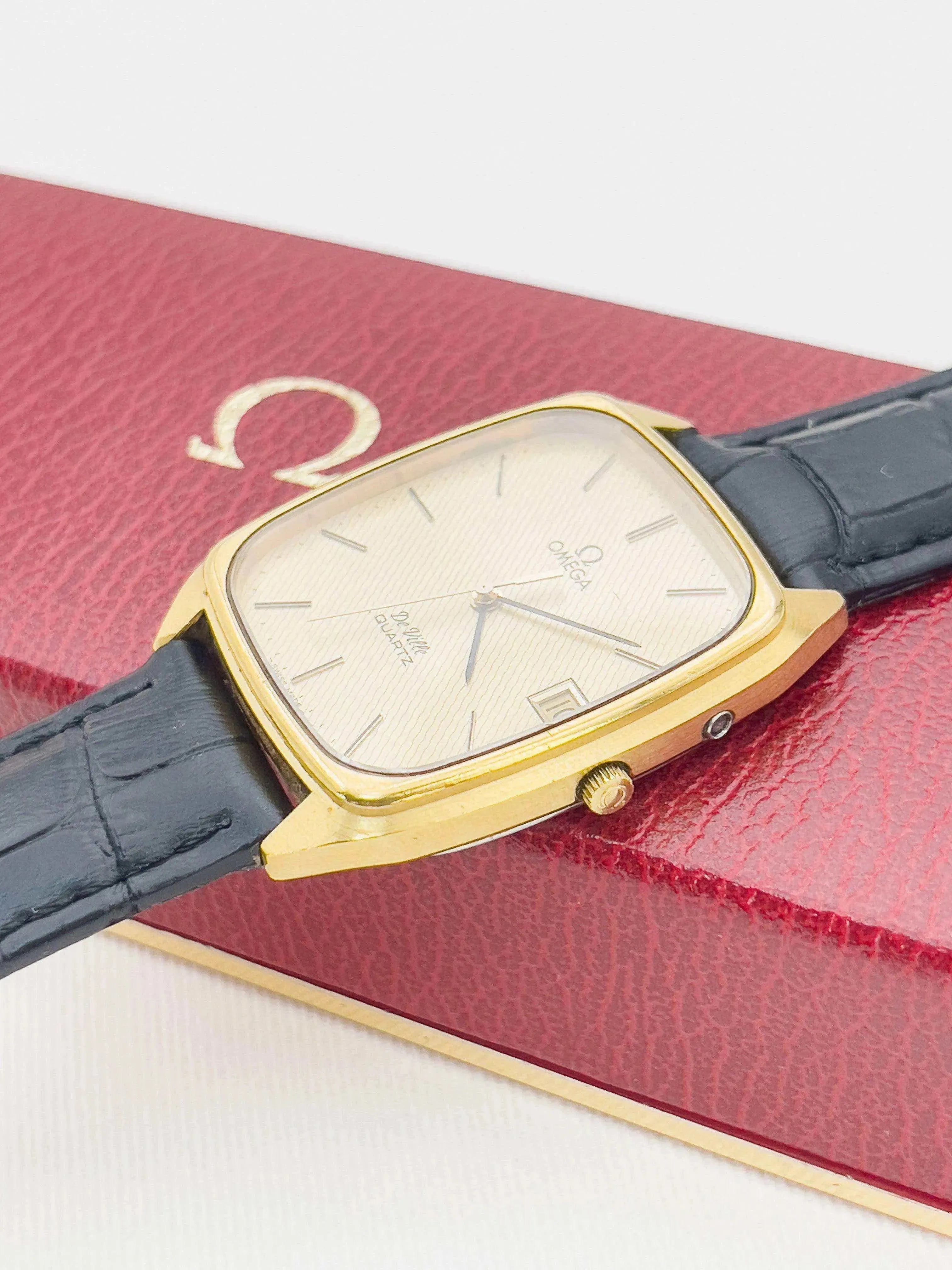 Omega - De Ville Tapisserie Full Set - 1980 - Atelier Victor Paris - Vintage Watch Shop Dubai