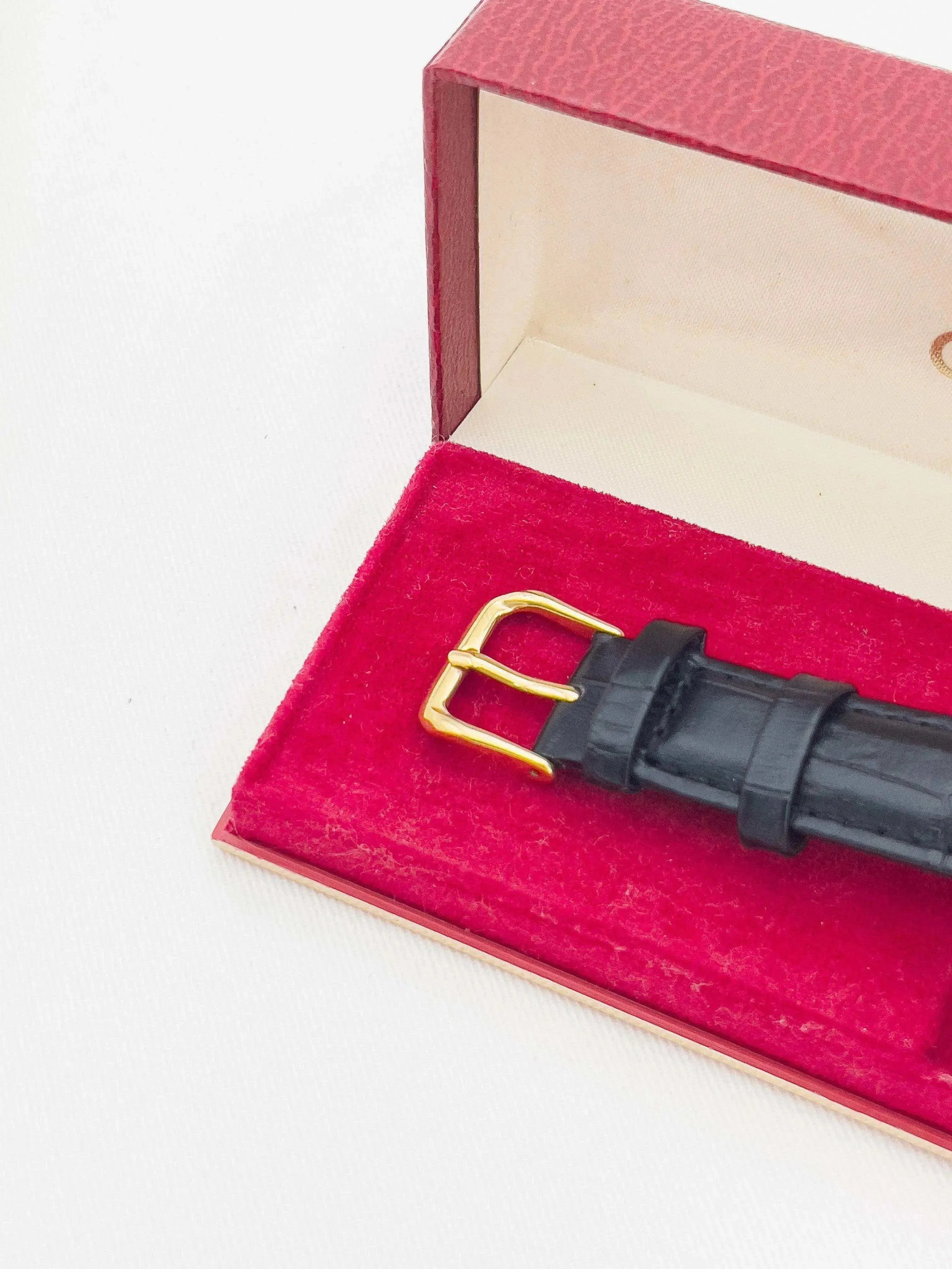 Omega - De Ville Tapisserie Full Set - 1980 - Atelier Victor - Vintage Shop