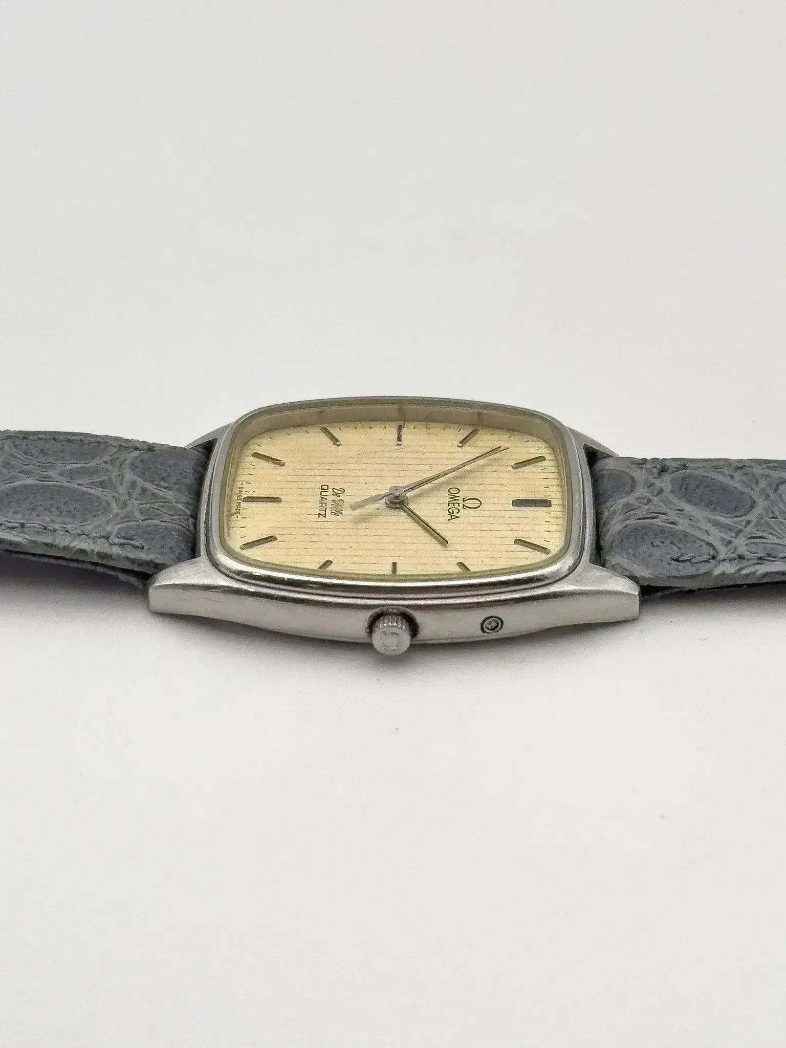 Omega - De Ville Tapisserie Patiné Gris - 1979 - Atelier Victor