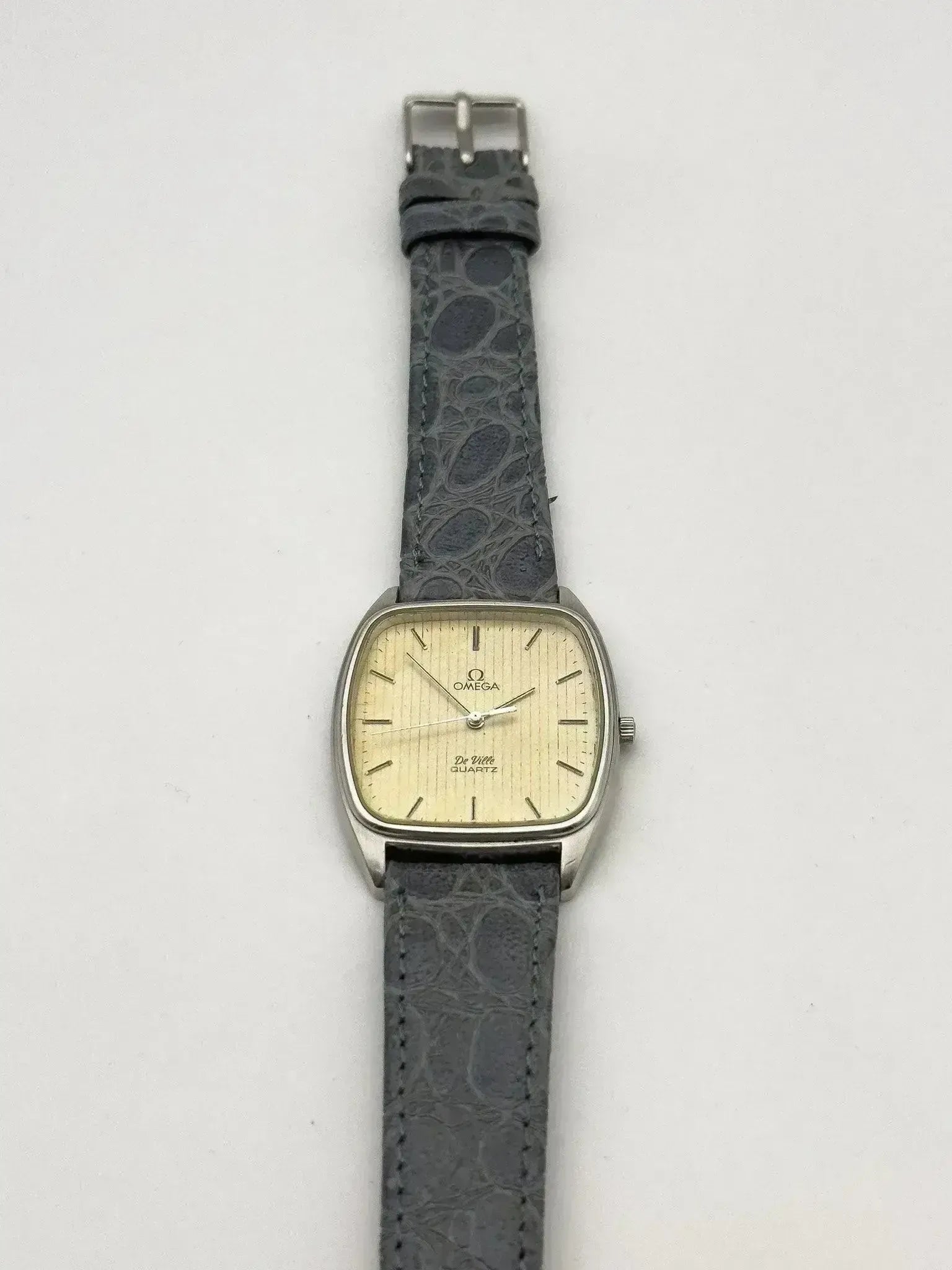 Omega - De Ville Tapisserie Patiné Gris - 1979 - Atelier Victor