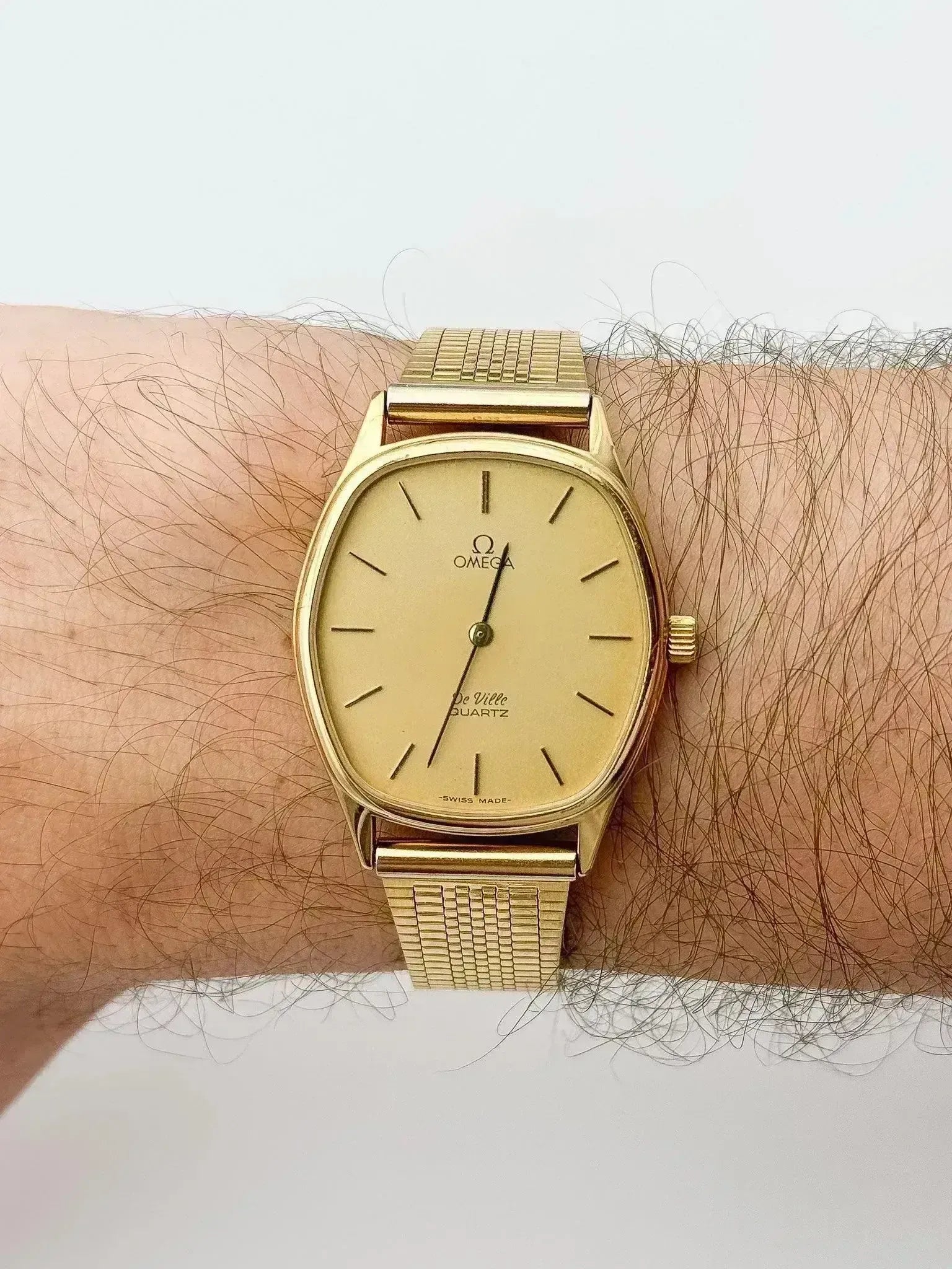 Omega - De Ville Tonneau Gold - 1977 - Atelier Victor