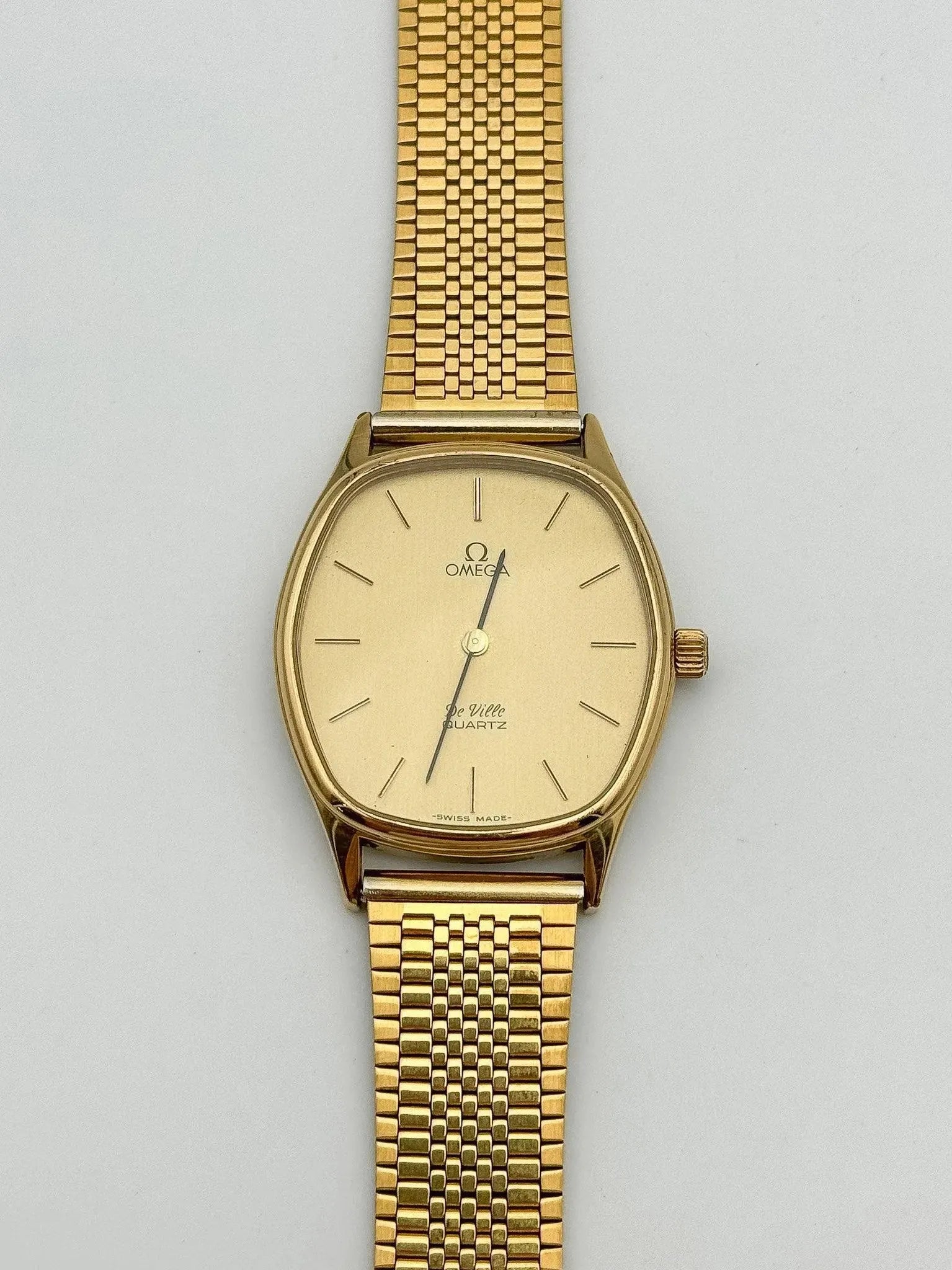 Omega - De Ville Tonneau Gold - 1977 - Atelier Victor - Vintage Shop