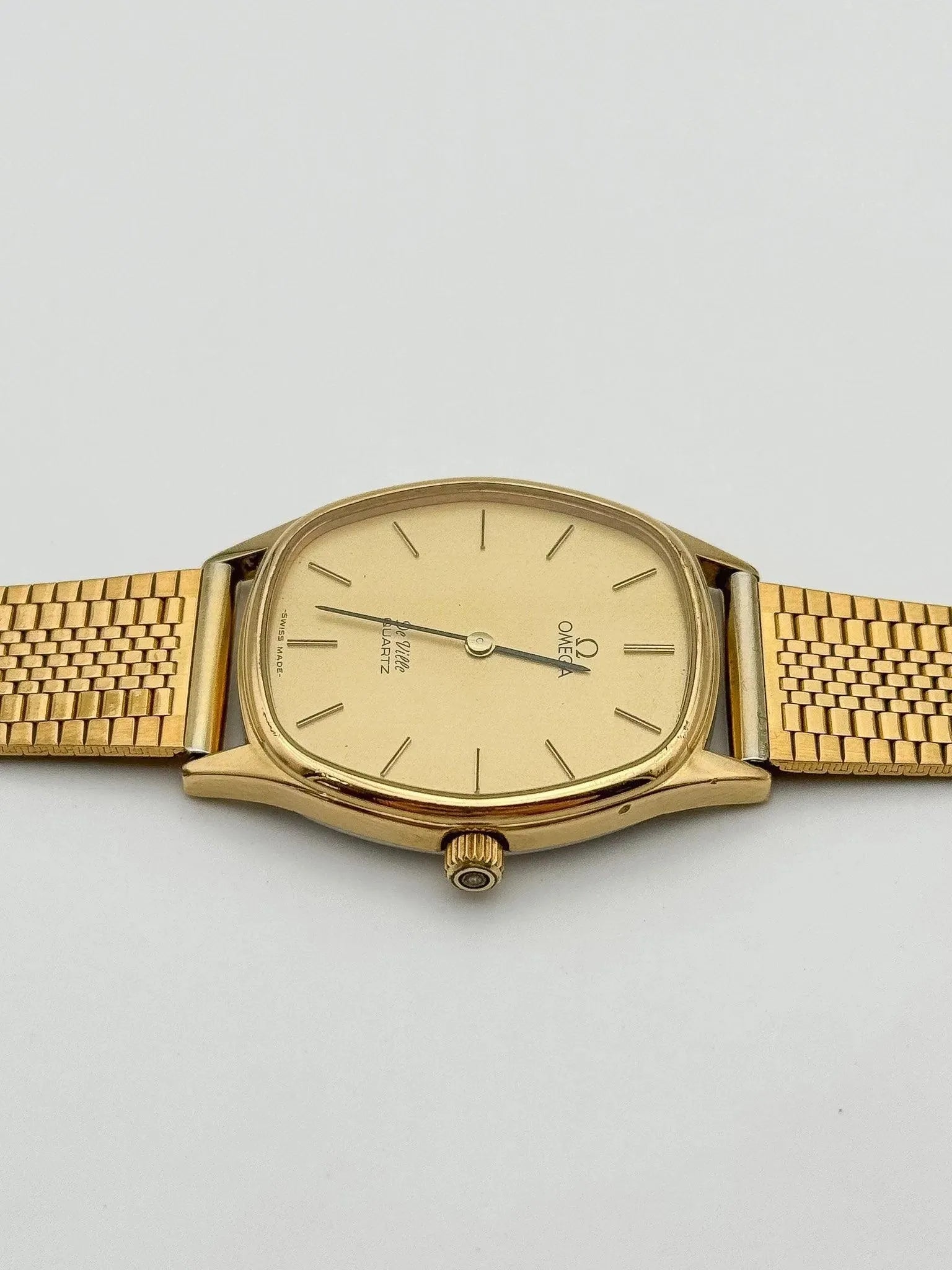 Omega - De Ville Tonneau Gold - 1977 - Atelier Victor - Vintage Shop