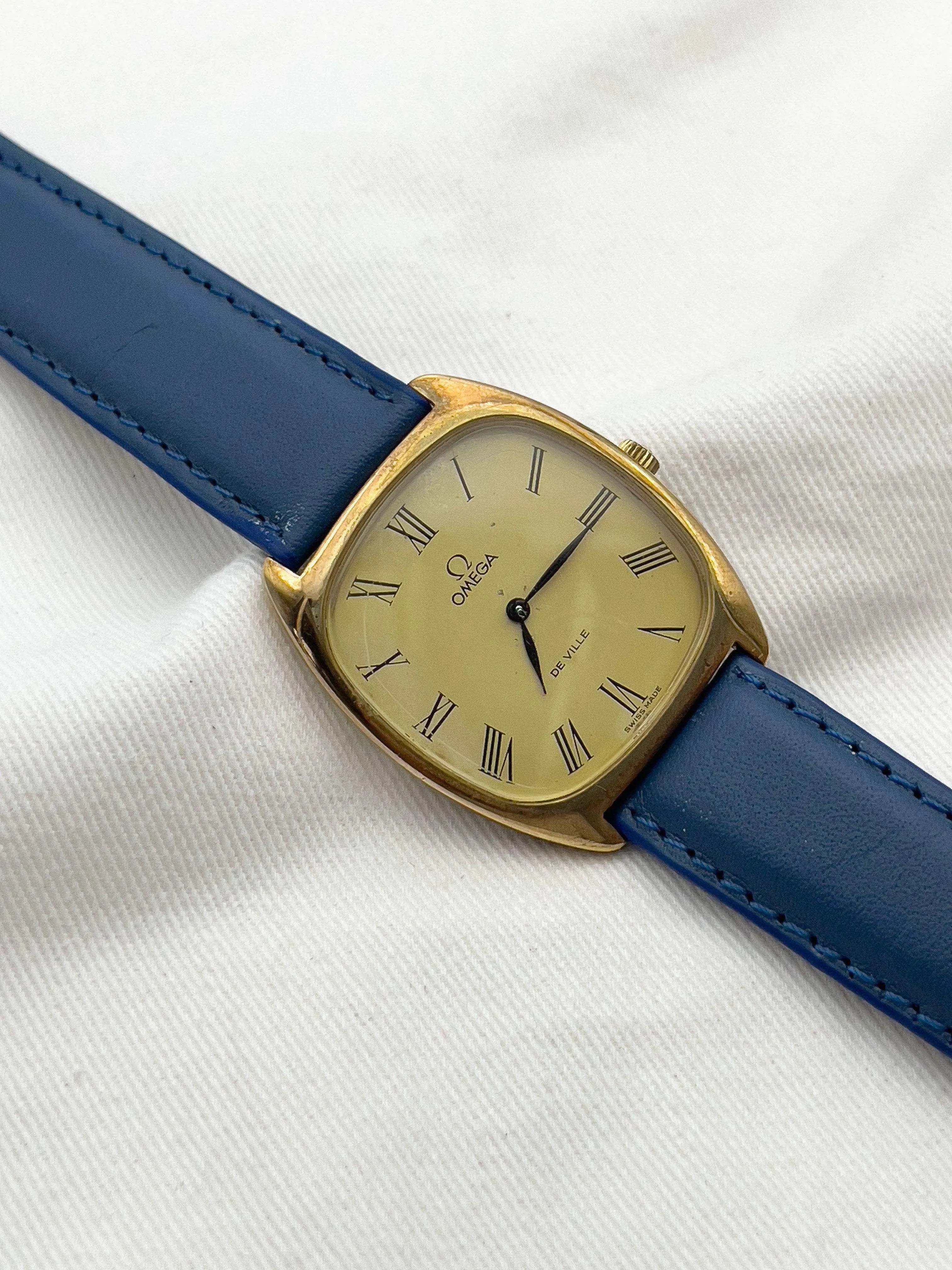 Omega - De Ville Tonneau Gold Romain - 1975 - Atelier Victor Paris - Vintage Watch Shop Dubai