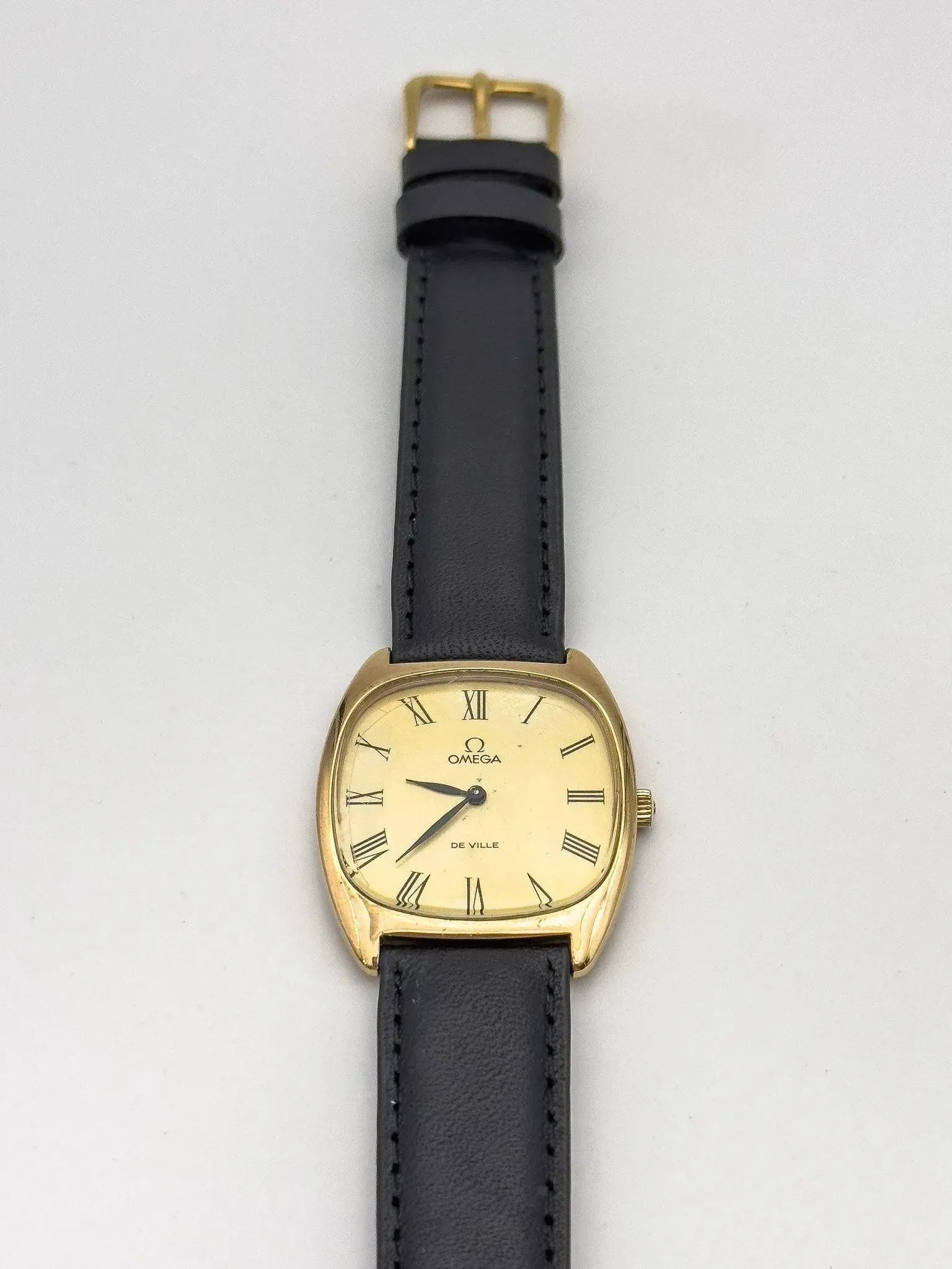 Omega - De Ville Tonneau Gold Romain - 1975 - Atelier Victor - Vintage Shop