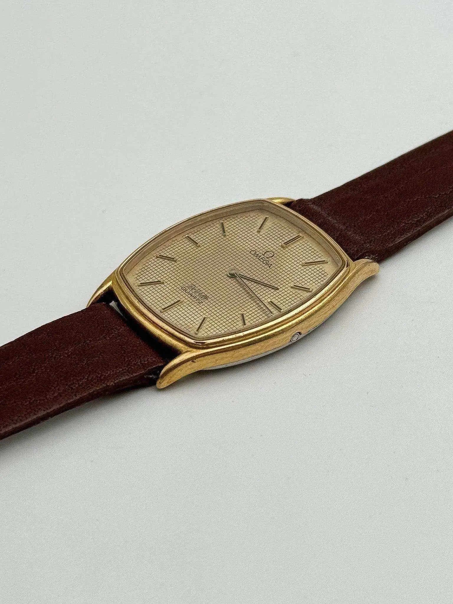 Omega - De Ville Tonneau plaqué or Nid d'Abeille patine - 1970s - Atelier Victor Paris - Vintage Watch Shop Dubai