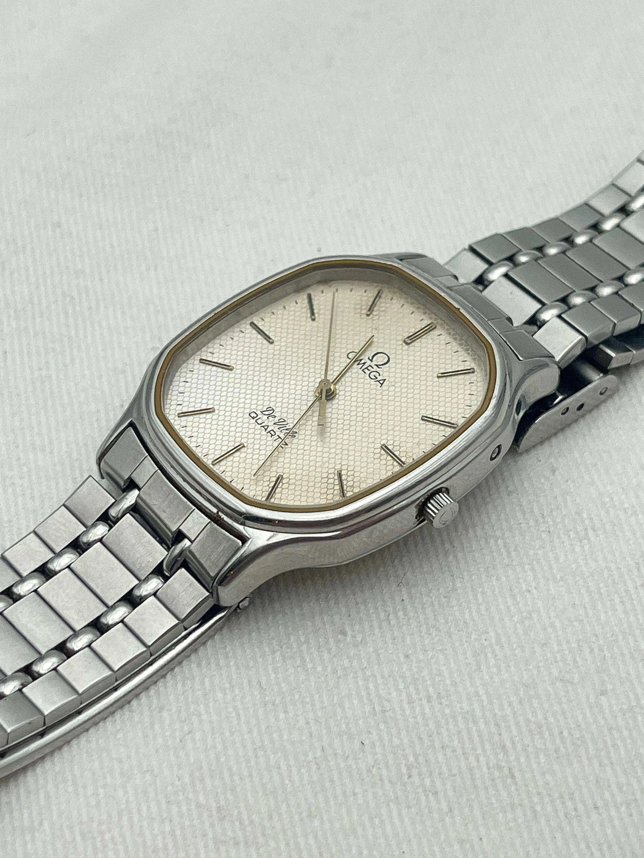 Omega - De Ville Tonneau Tapisserie - 1982 - Atelier Victor Paris - Vintage Watch Shop Dubai