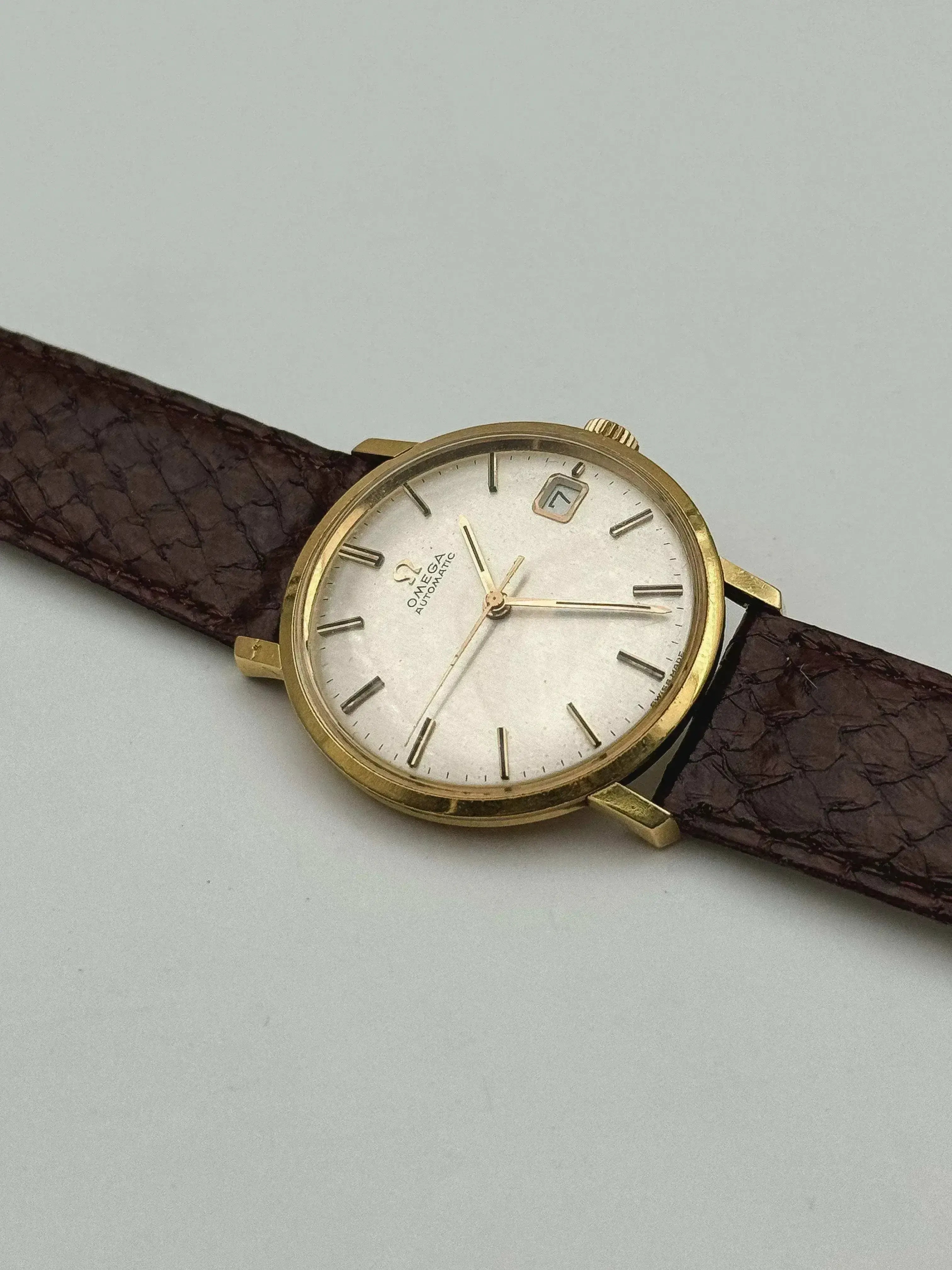 Omega - Dress Watch Or 18k Date - 1966 - Atelier Victor