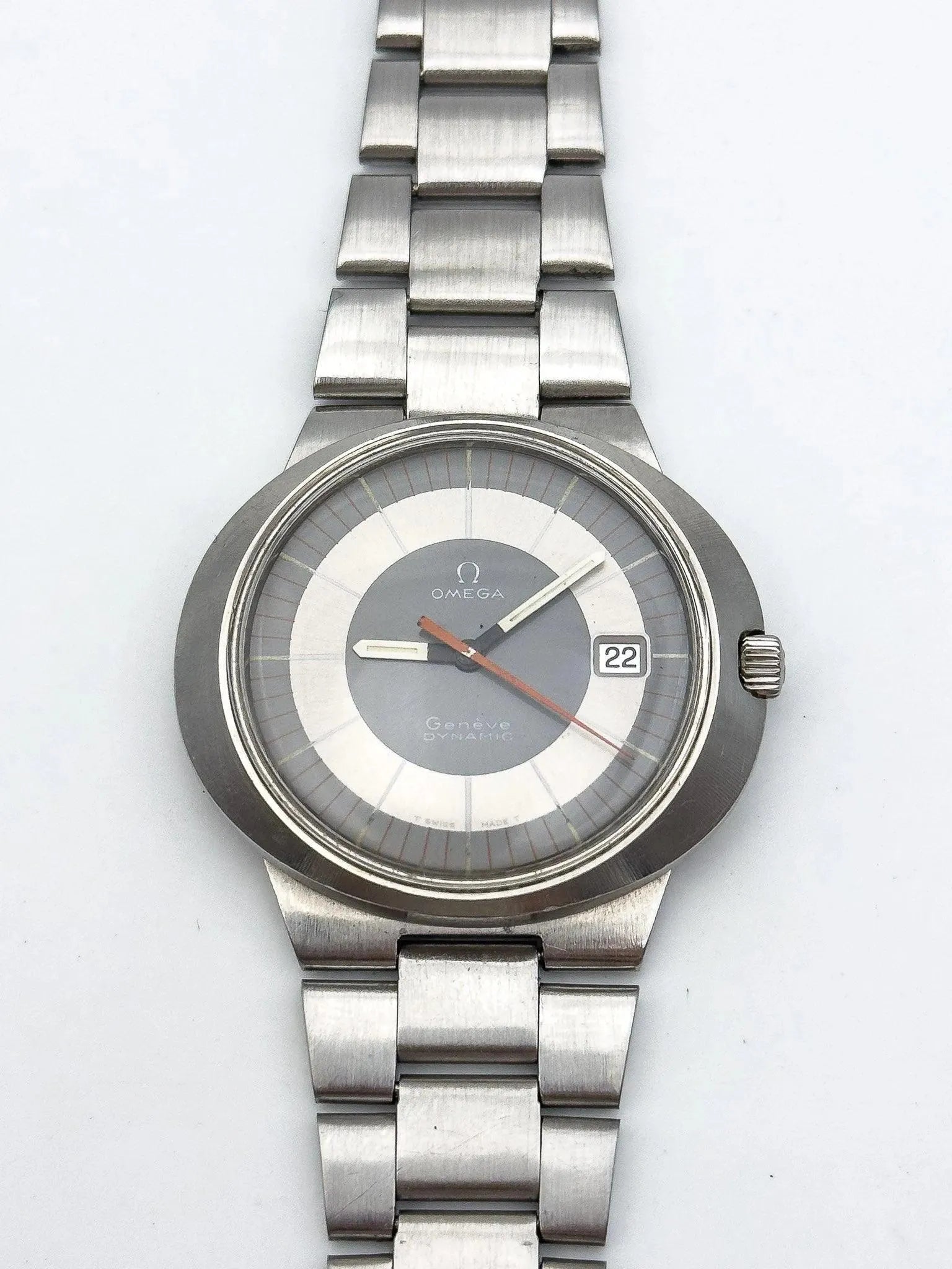 Omega - Dynamic Grey - 1970s - Atelier Victor Paris - Vintage Watch Shop Dubai