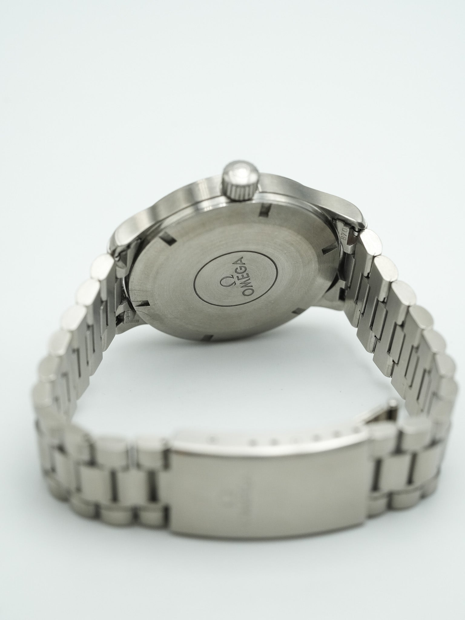 Omega - Dynamic III 166.0310 Fond Noir Index Patinés - 1990s - Atelier Victor - Vintage Shop