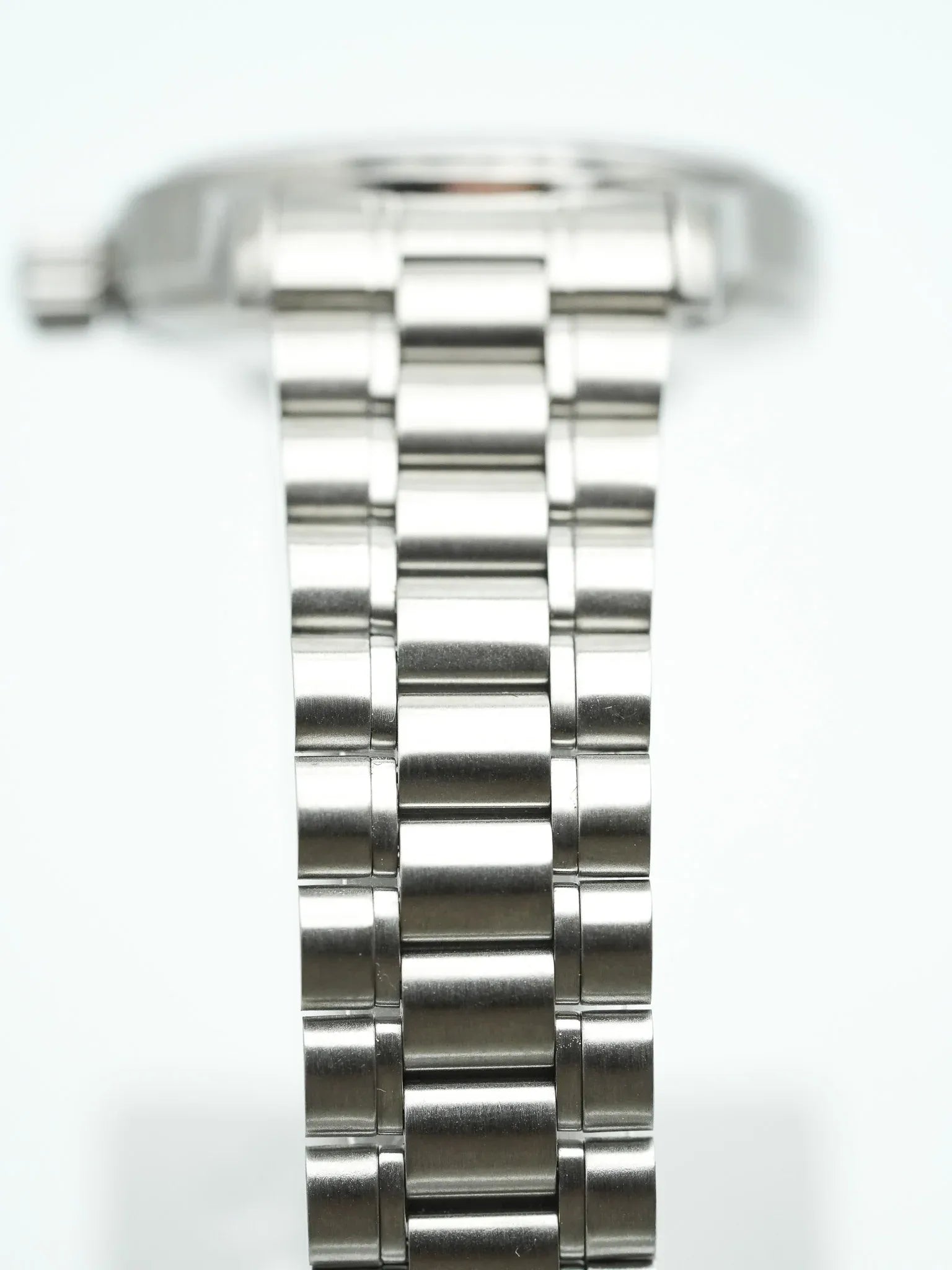 Omega - Dynamic III 166.0310 Fond Noir Index Patinés - 1990s - Atelier Victor - Vintage Shop