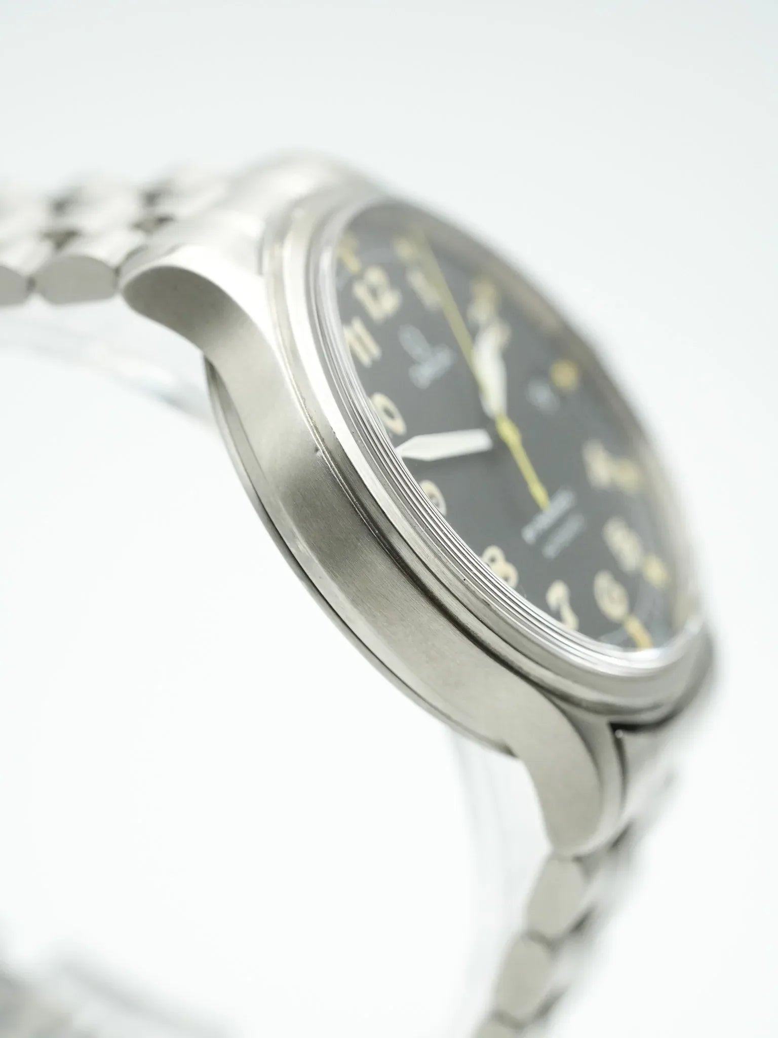 Omega - Dynamic III 166.0310 Fond Noir Index Patinés - 1990s - Atelier Victor - Vintage Shop