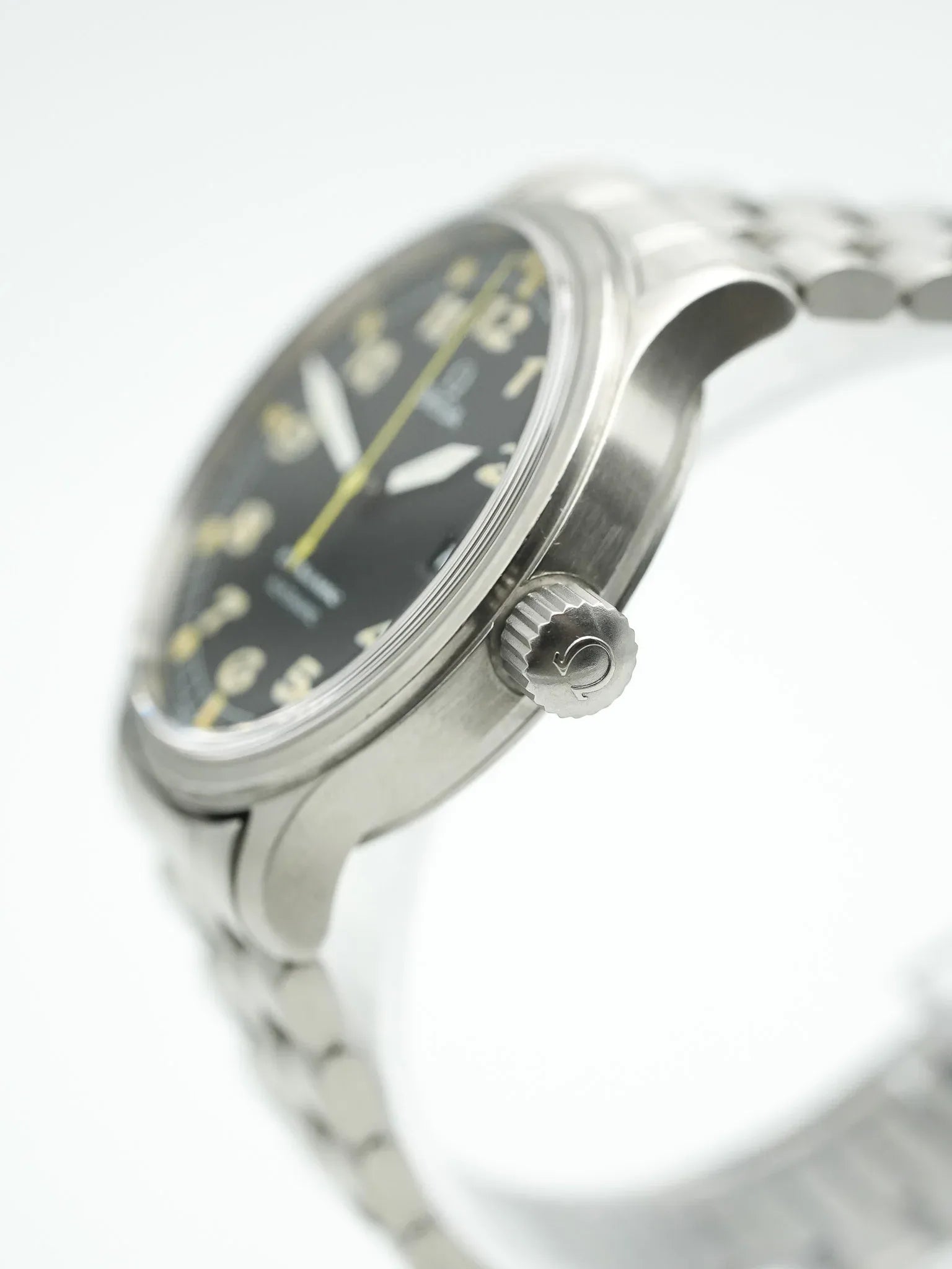 Omega - Dynamic III 166.0310 Fond Noir Index Patinés - 1990s - Atelier Victor - Vintage Shop