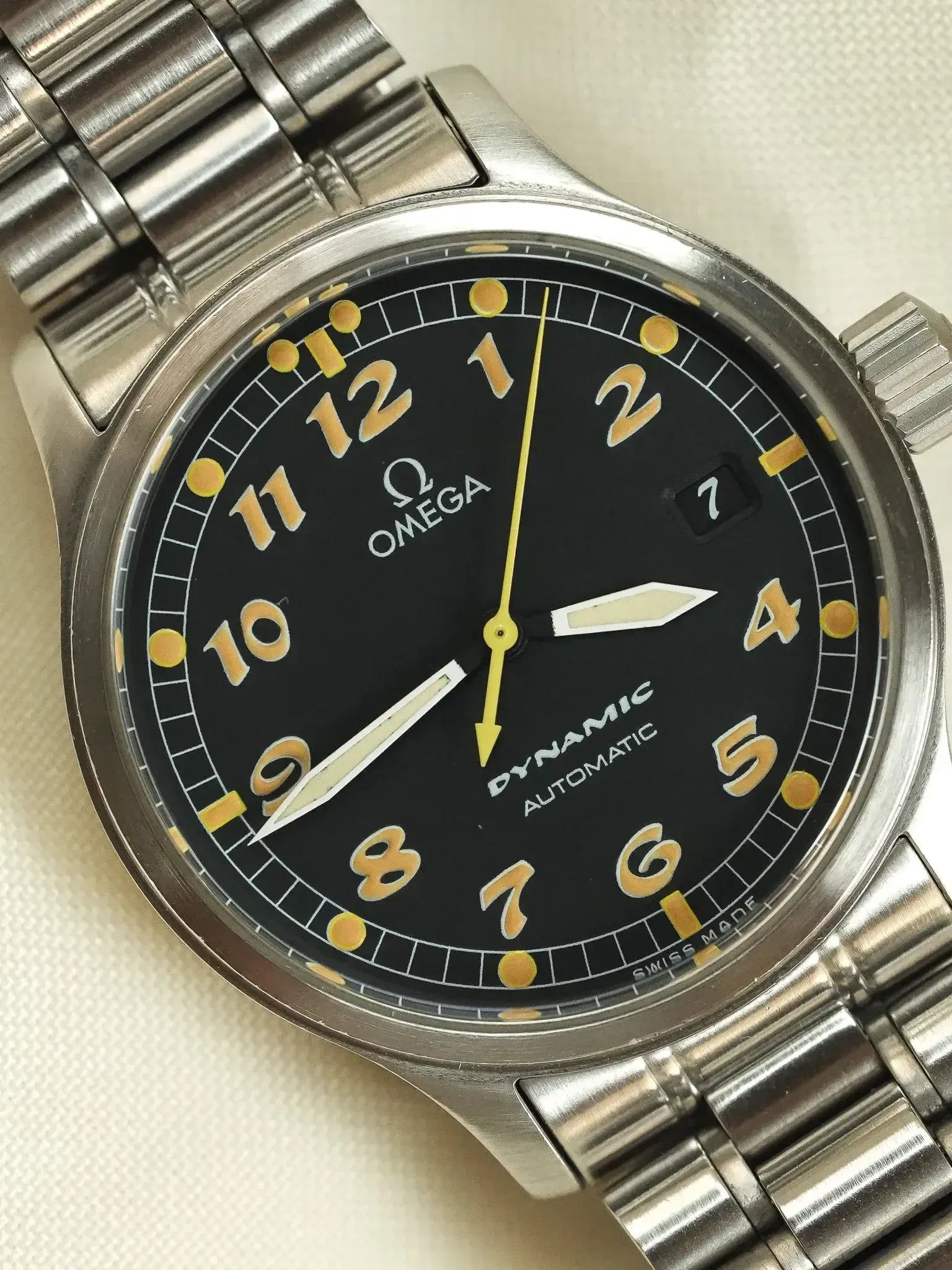 Omega - Dynamic III 166.0310 Fond Noir Index Patinés Orange - 2000s - Atelier Victor