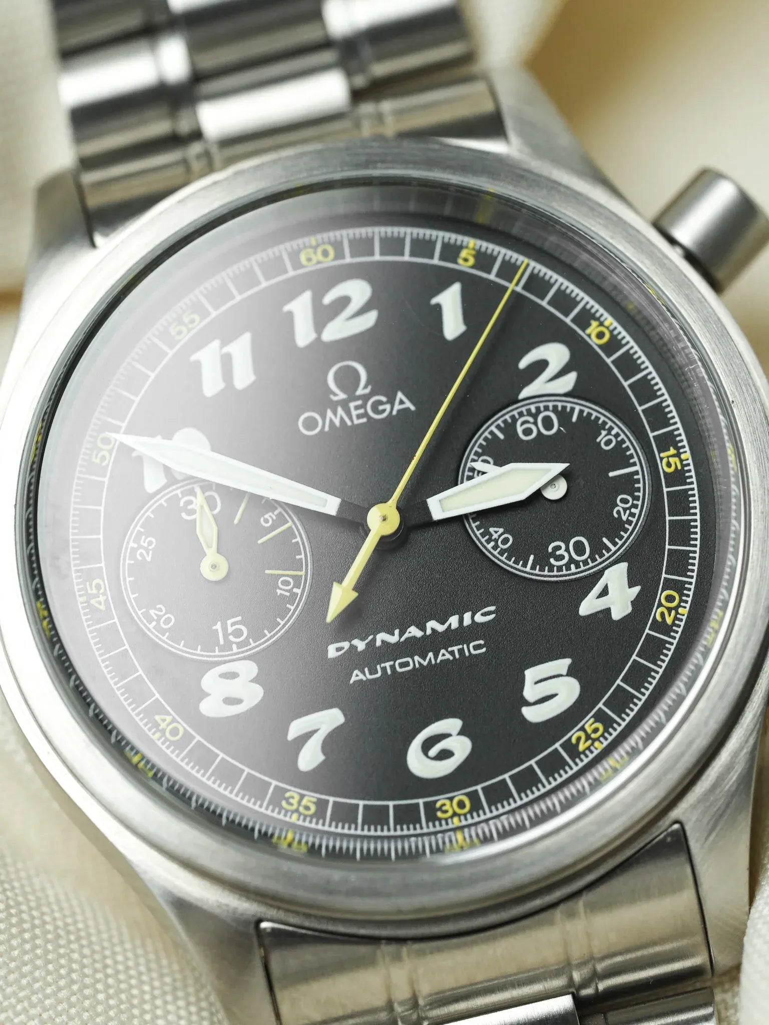 Omega - Dynamic III Chronographe 5240.5000 Fond Noir - 1990s - Atelier Victor
