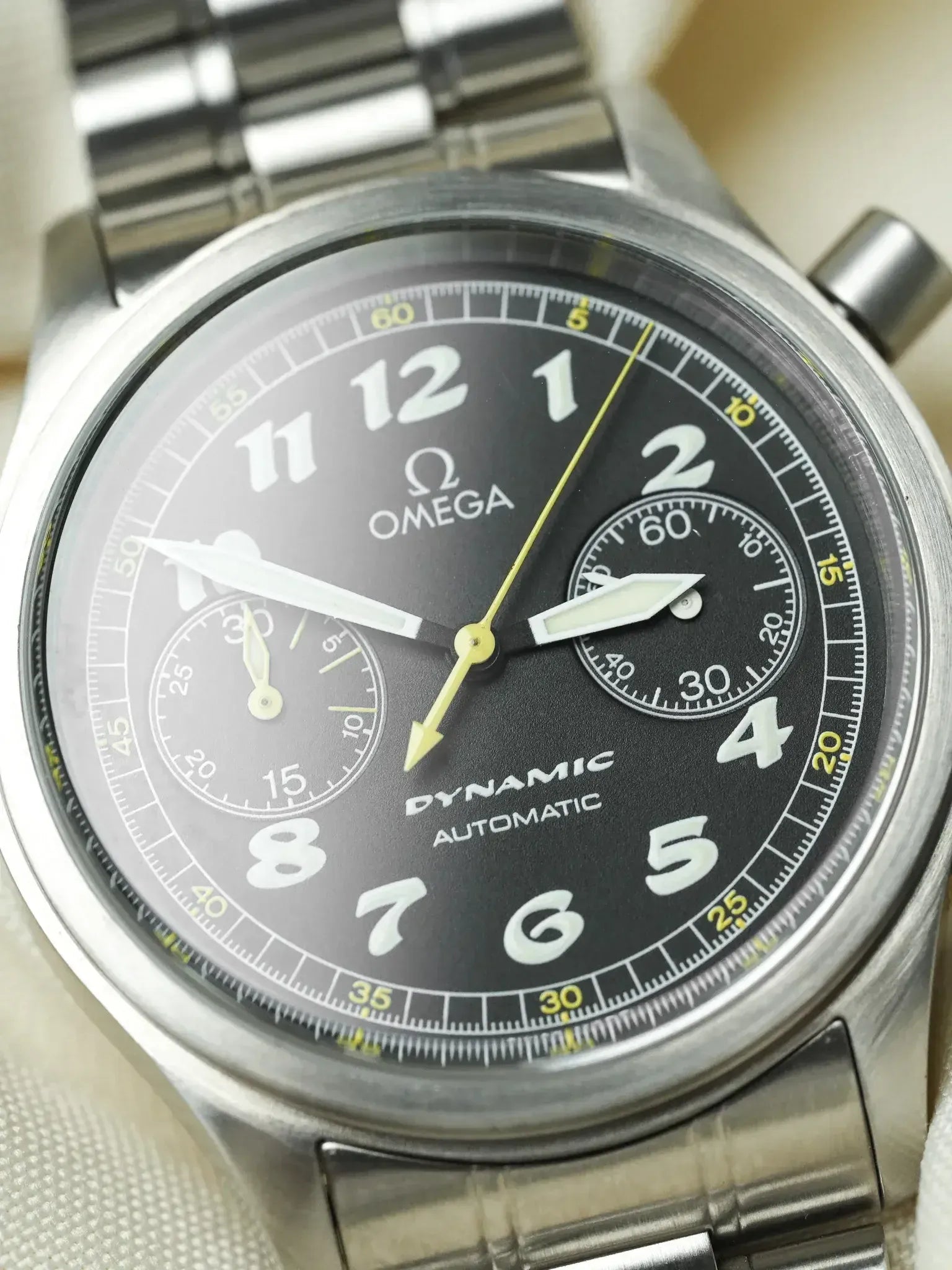 Omega - Dynamic III Chronographe 5240.5000 Fond Noir - 1990s - Atelier Victor