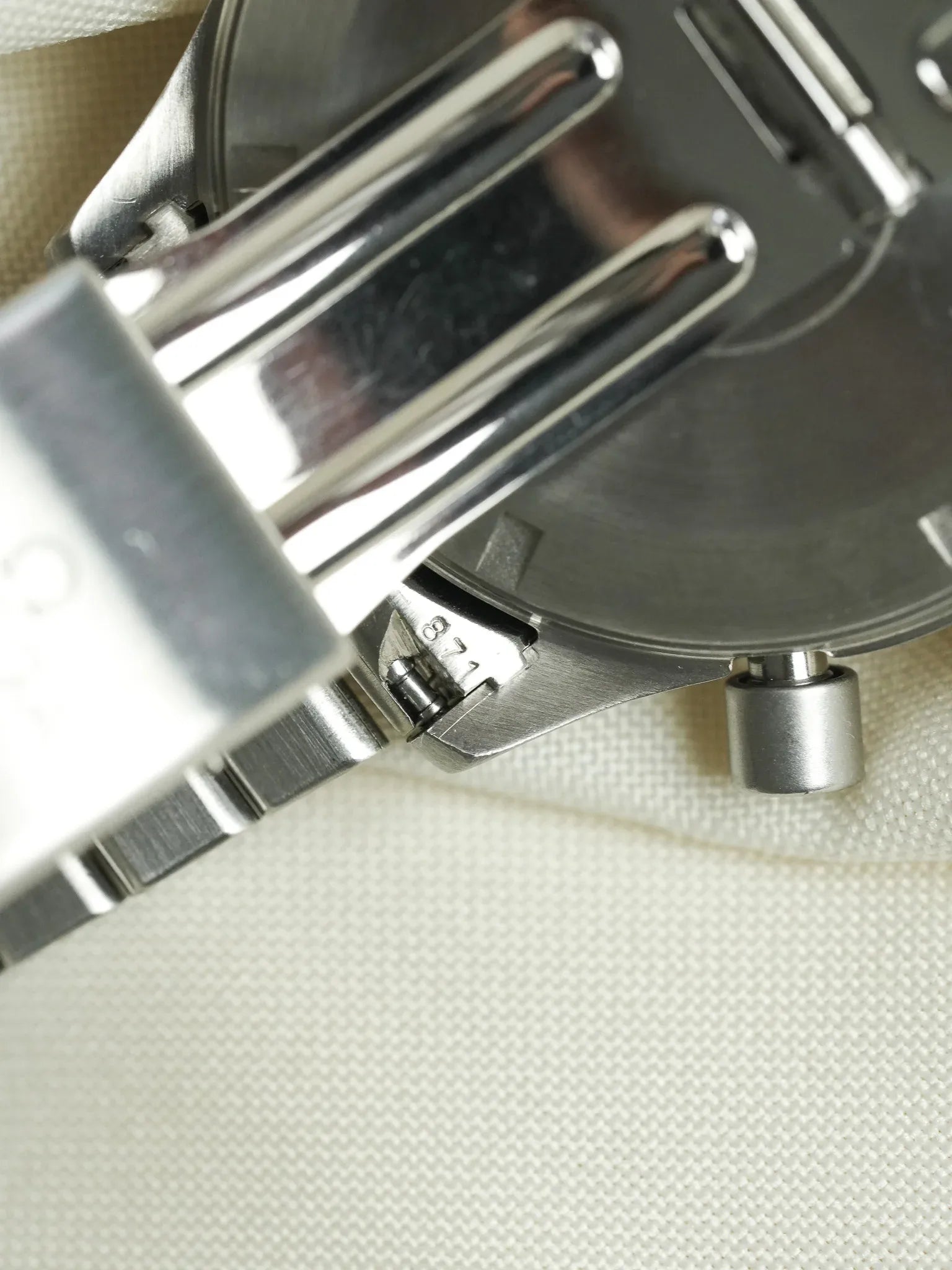 Omega - Dynamic III Chronographe 5240.5000 Fond Noir - 1990s - Atelier Victor