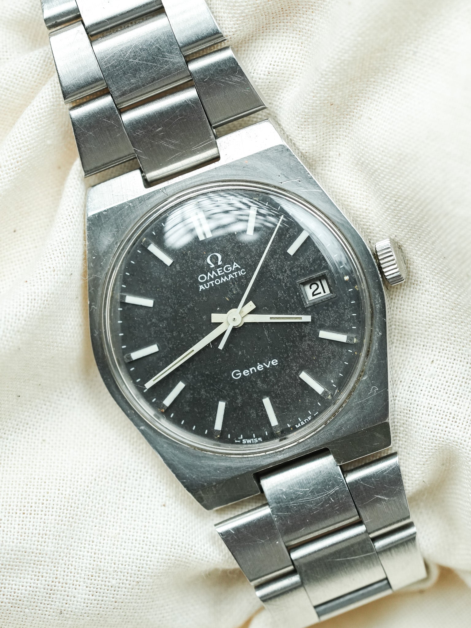 Omega - Genève 166.0099 Acier Anthracite Patine - 1973 - Atelier Victor - Vintage Shop