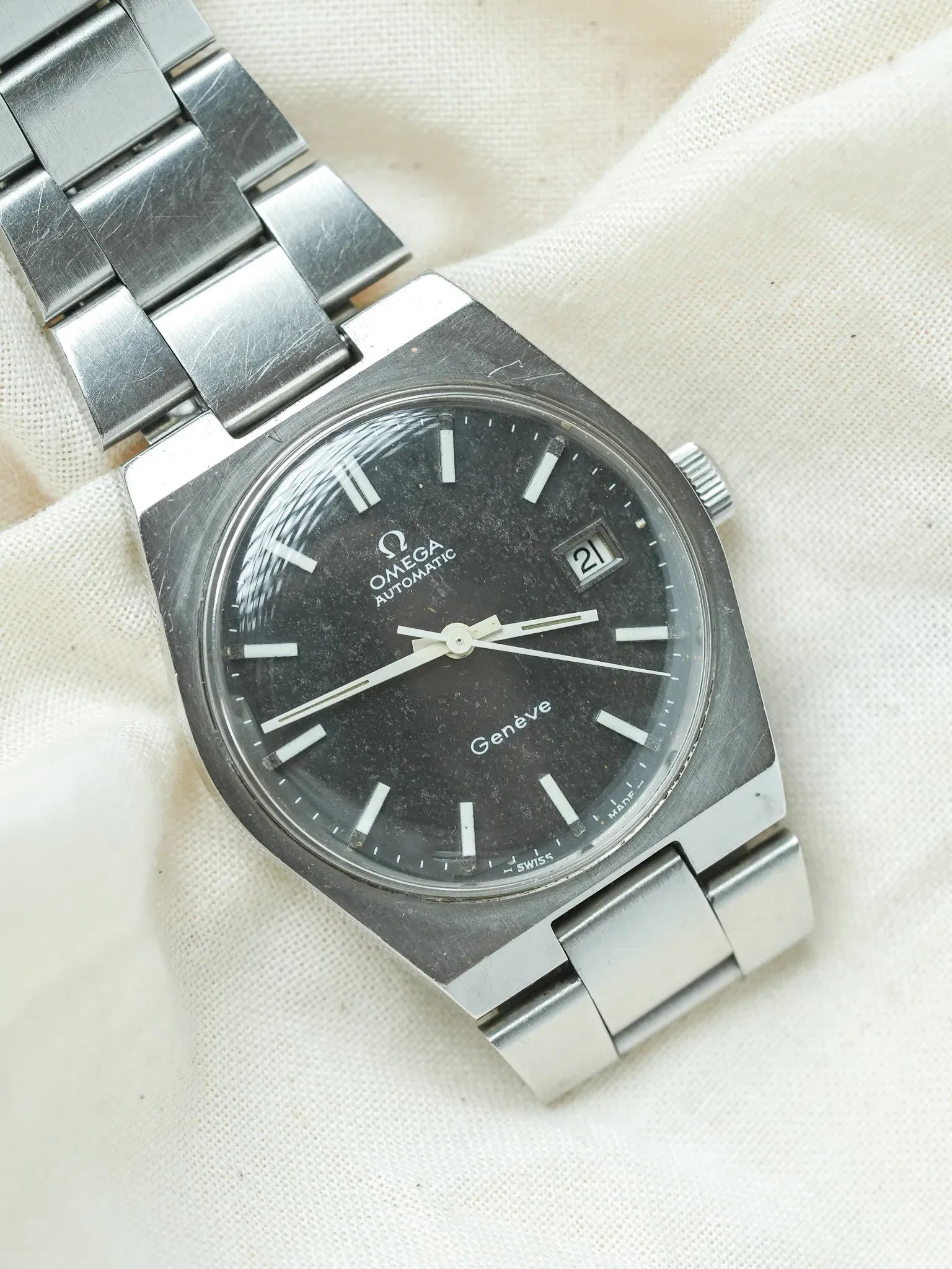 Omega - Genève 166.0099 Acier Anthracite Patine - 1973 - Atelier Victor - Vintage Shop