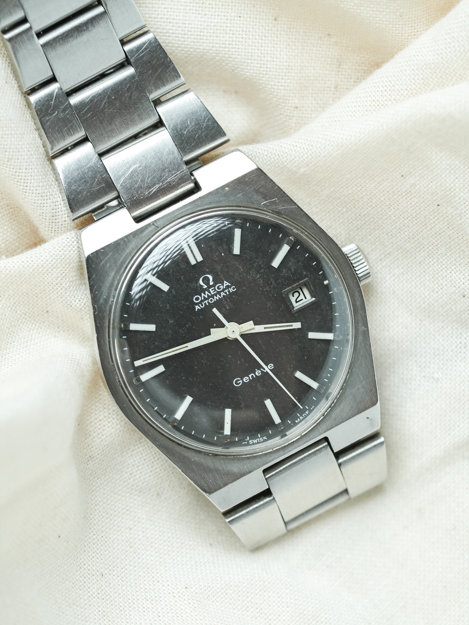 Omega - Genève 166.0099 Acier Anthracite Patine - 1973 - Atelier Victor - Vintage Shop