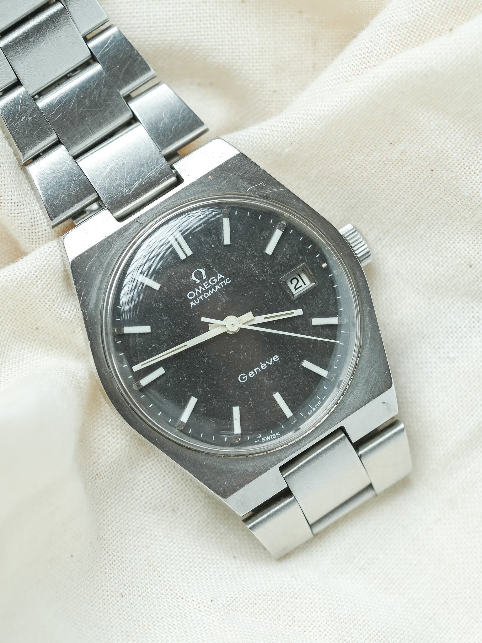 Omega - Genève 166.0099 Acier Anthracite Patine - 1973 - Atelier Victor - Vintage Shop