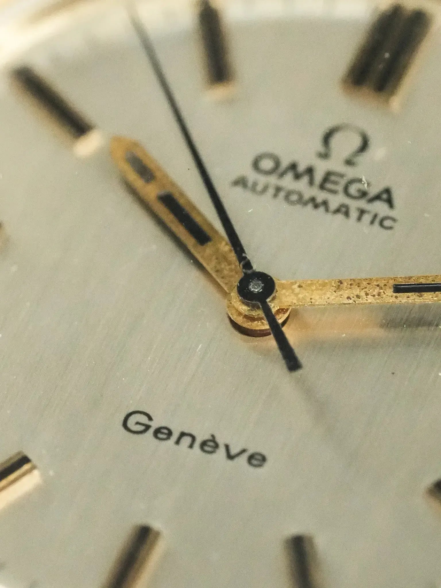 Omega - Genève 166.0118 Tonneau XL Plaqué or - 1972 - Atelier Victor