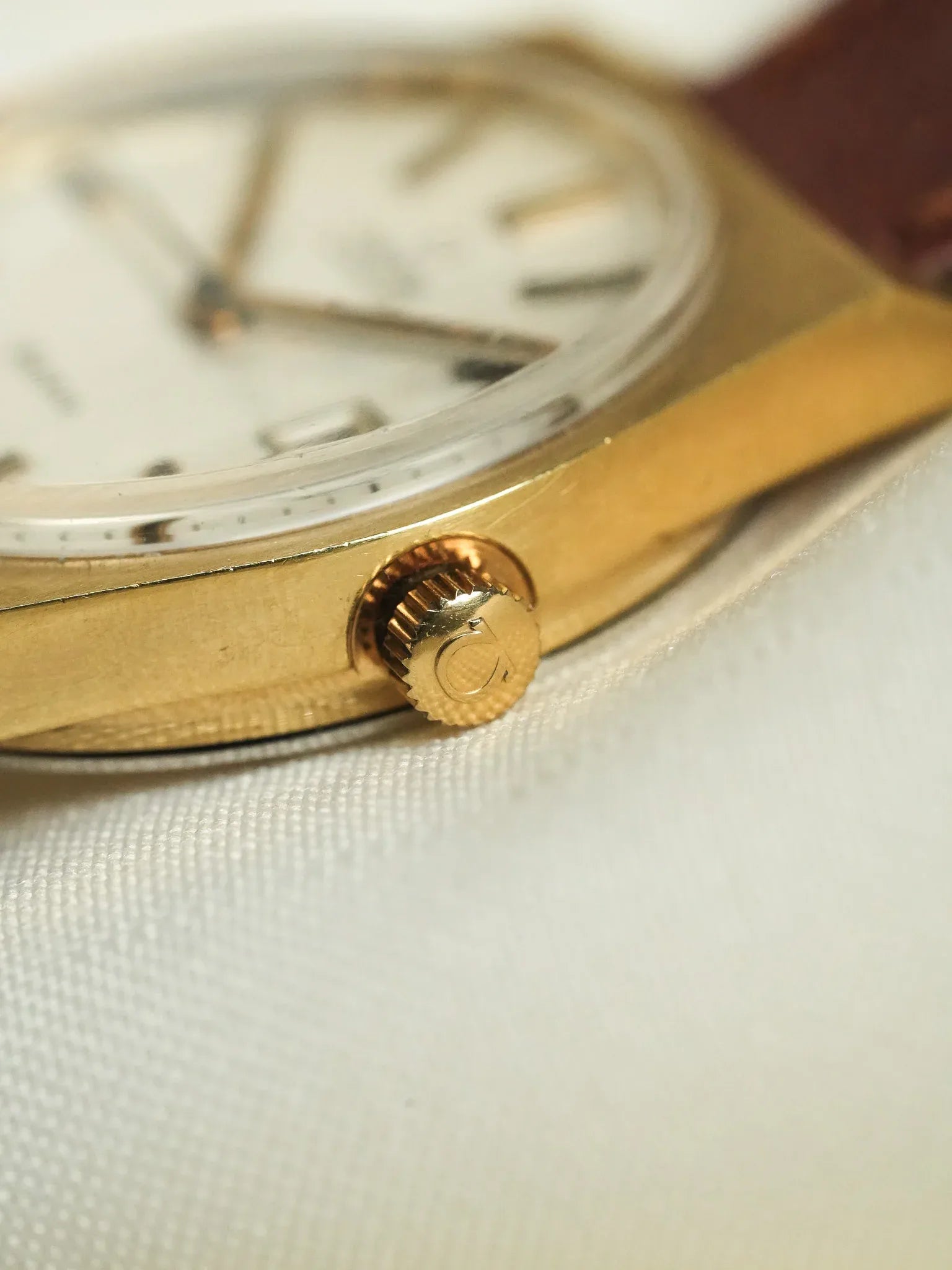 Omega - Genève 166.0118 Tonneau XL Plaqué or - 1972 - Atelier Victor