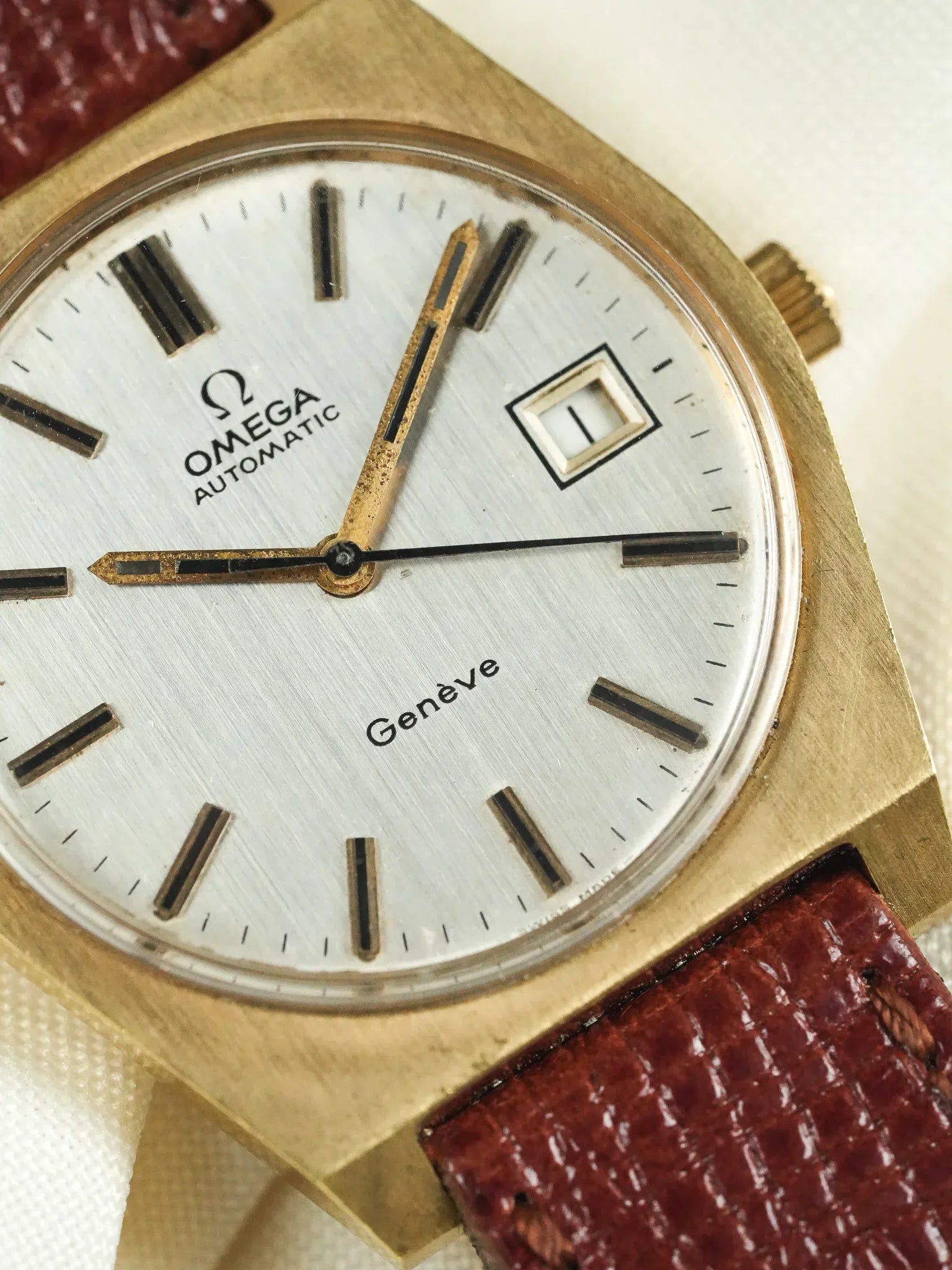 Omega - Genève 166.0118 Tonneau XL Plaqué or - 1972 - Atelier Victor