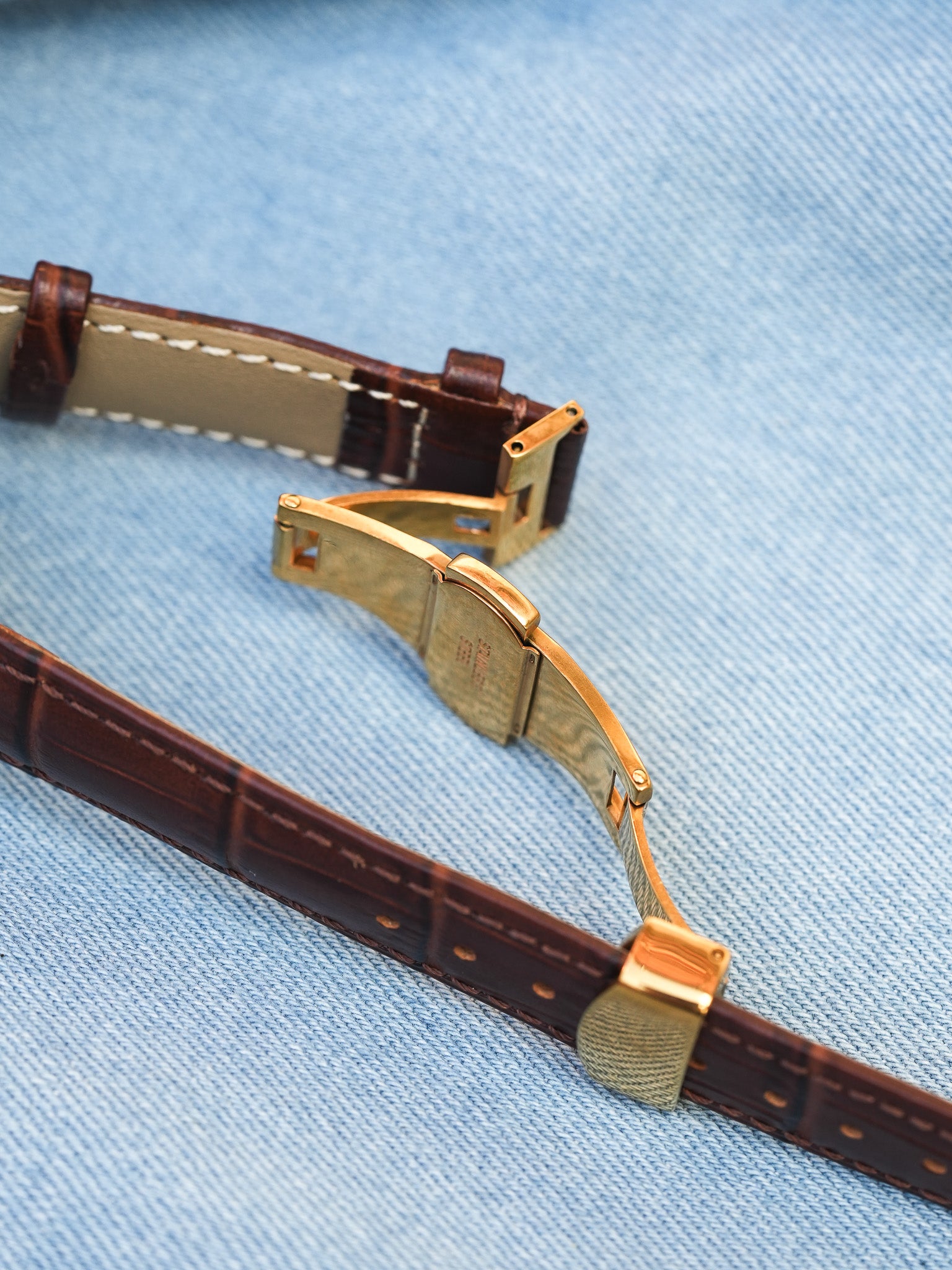 Omega - Genève 166.0163 Plaqué Or Cadran Champagne - 1973 - Atelier Victor - Vintage Shop