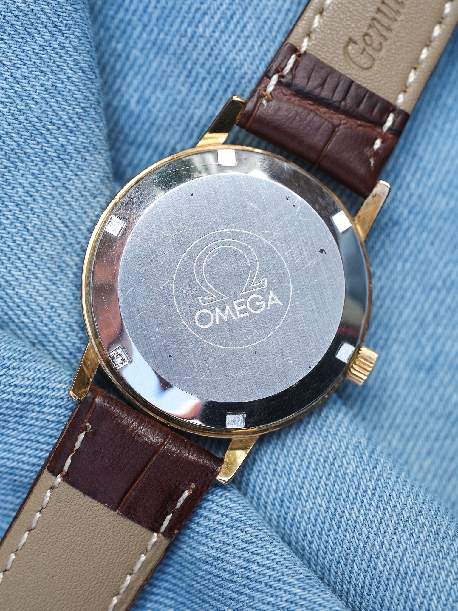 Omega - Genève 166.0163 Plaqué Or Cadran Champagne - 1973 - Atelier Victor - Vintage Shop