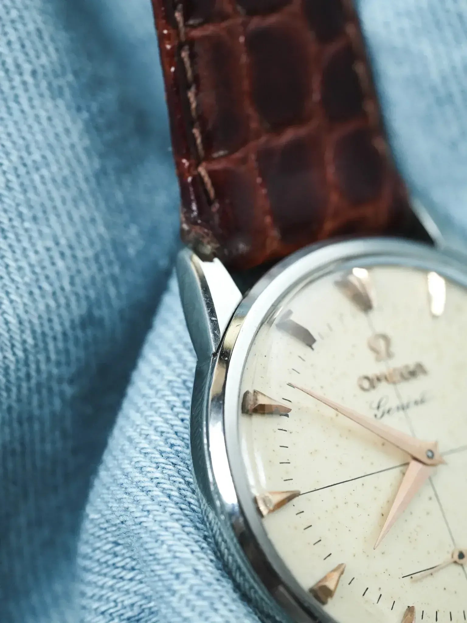 Omega - Genève 2748-3 Acier Patine Ivoire - 1954 - Atelier Victor