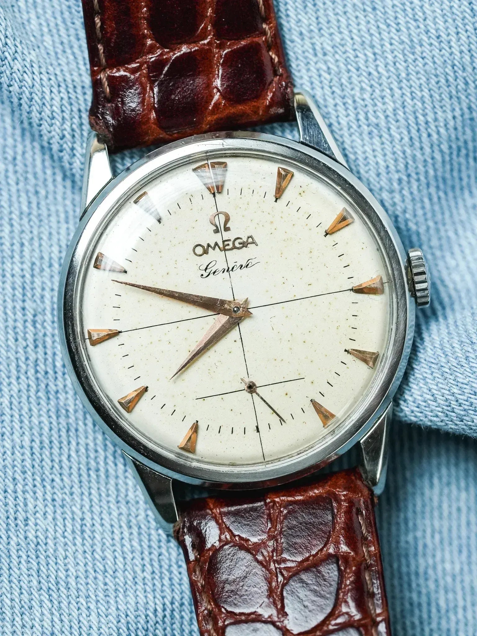 Omega - Genève 2748-3 Acier Patine Ivoire - 1954 - Atelier Victor