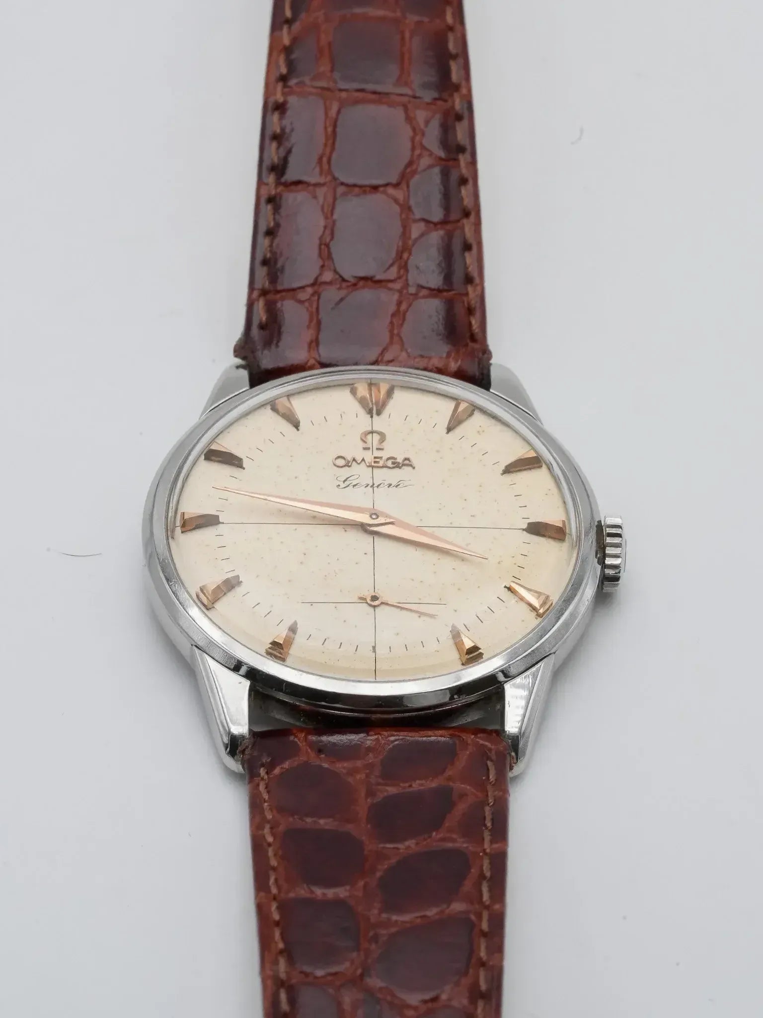Omega - Genève 2748-3 Acier Patine Ivoire - 1954 - Atelier Victor