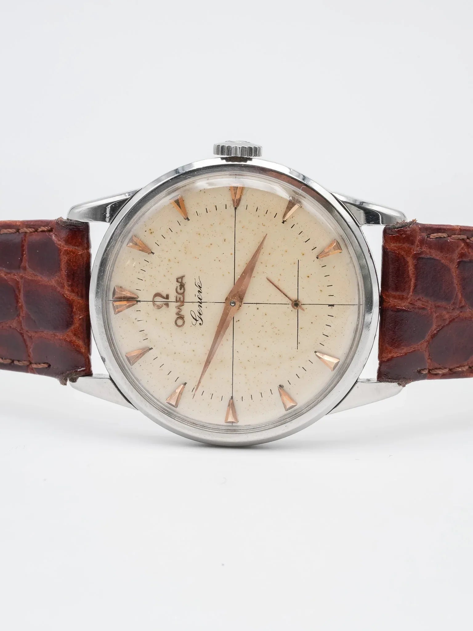 Omega - Genève 2748-3 Acier Patine Ivoire - 1954 - Atelier Victor - Vintage Watch Shop