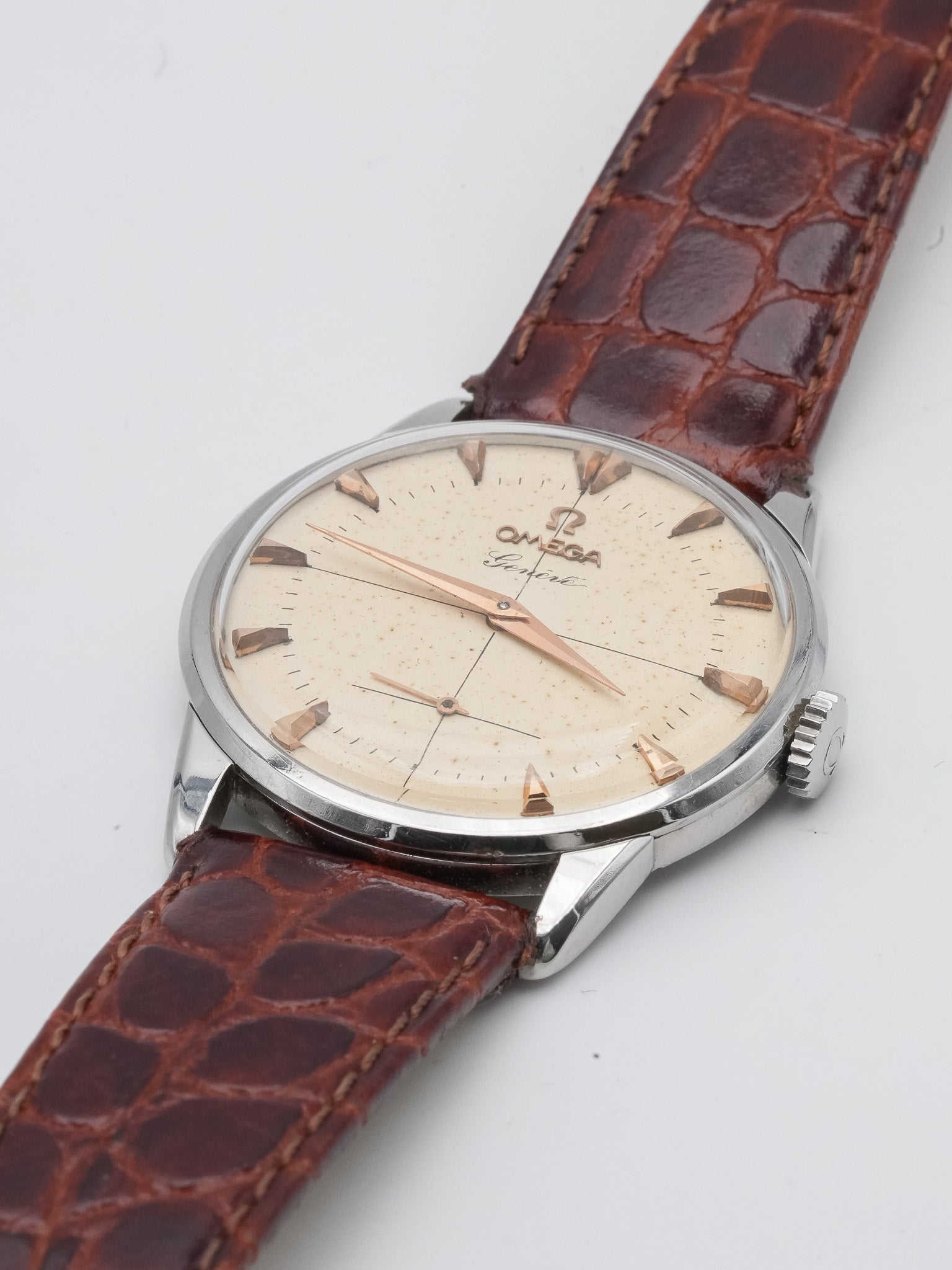 Omega - Genève 2748-3 Acier Patine Ivoire - 1954 - Atelier Victor - Vintage Watch Shop